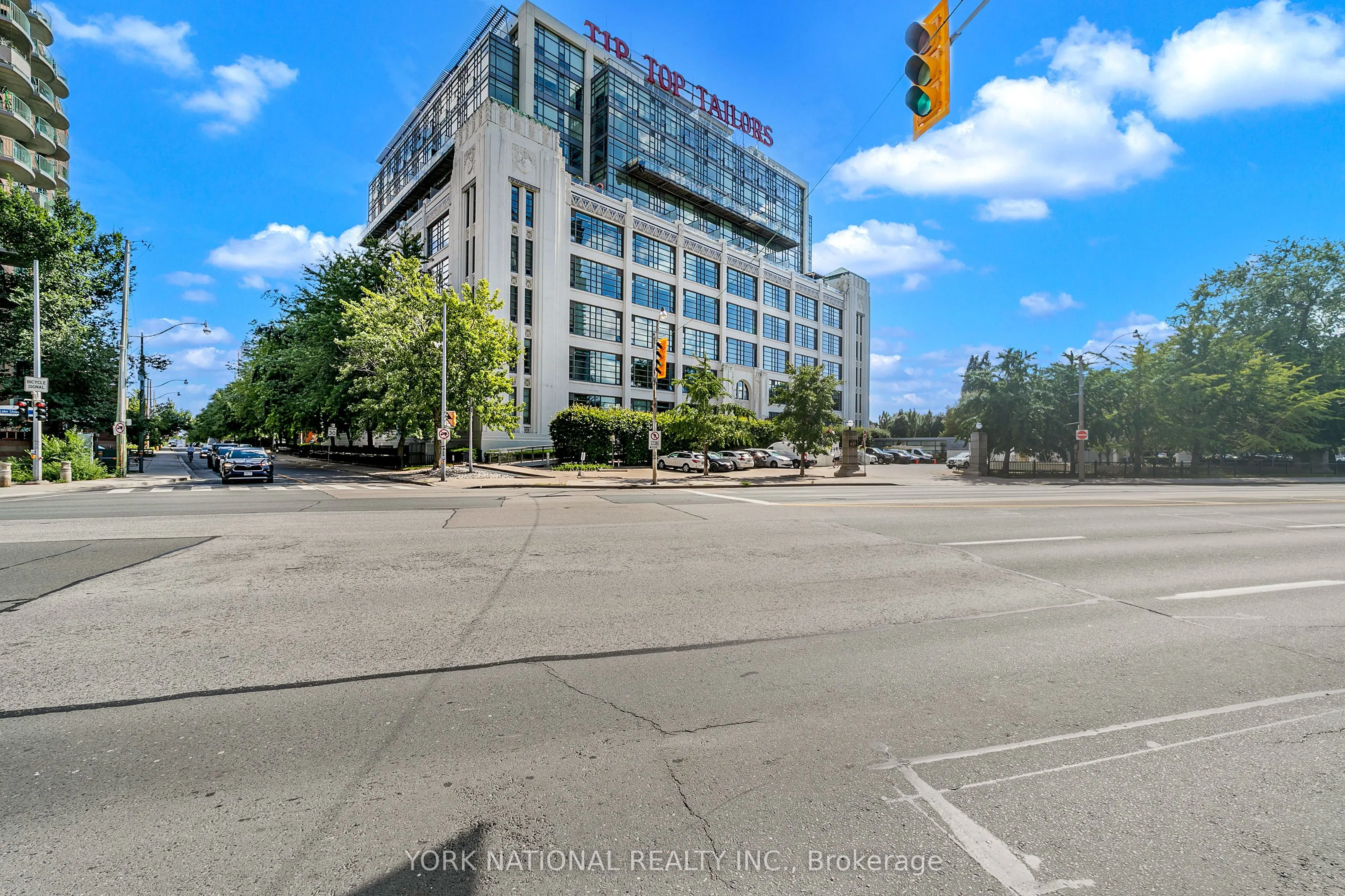 637 Lake Shore Boulevard W #409