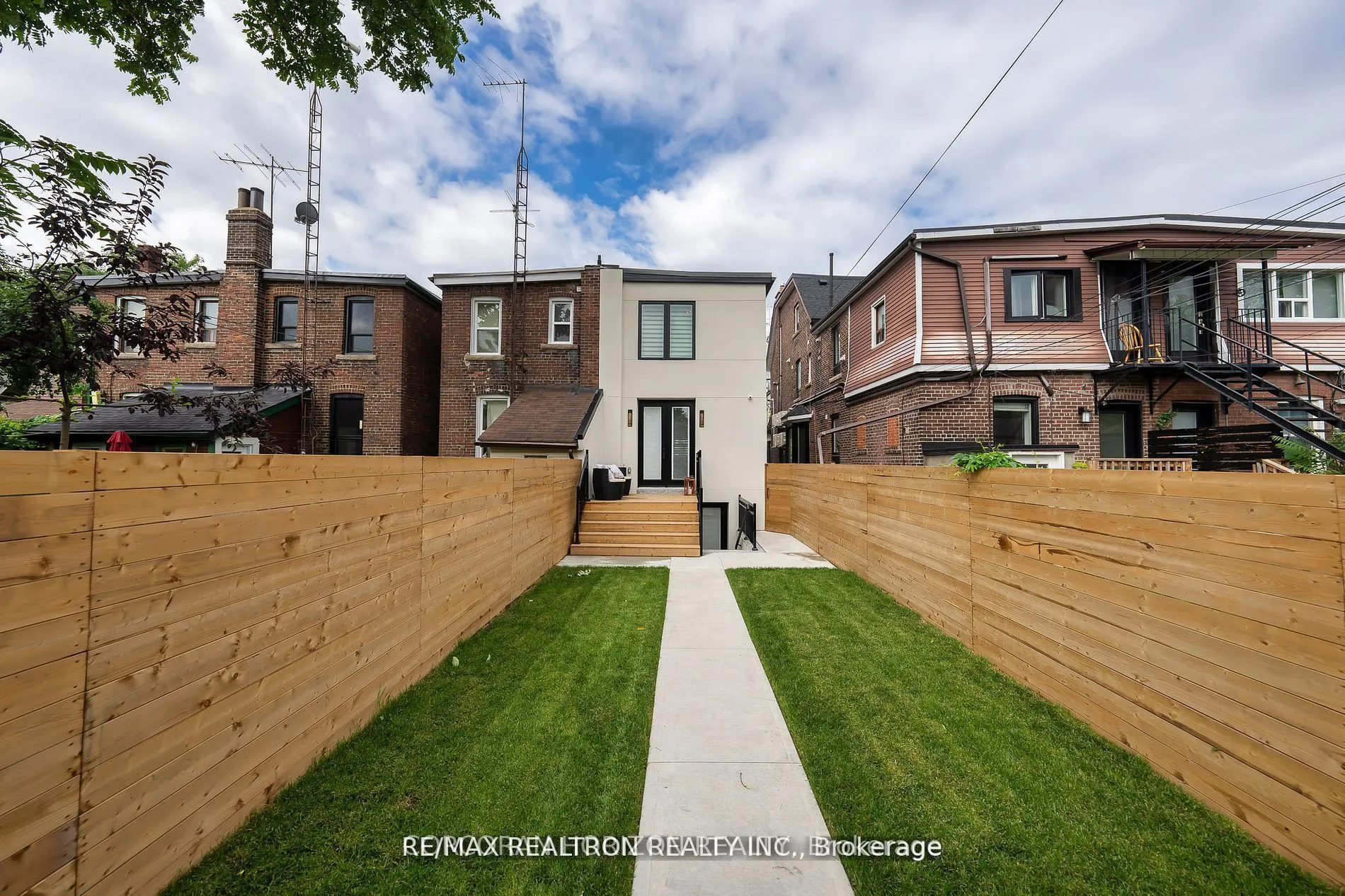 225 Christie Street