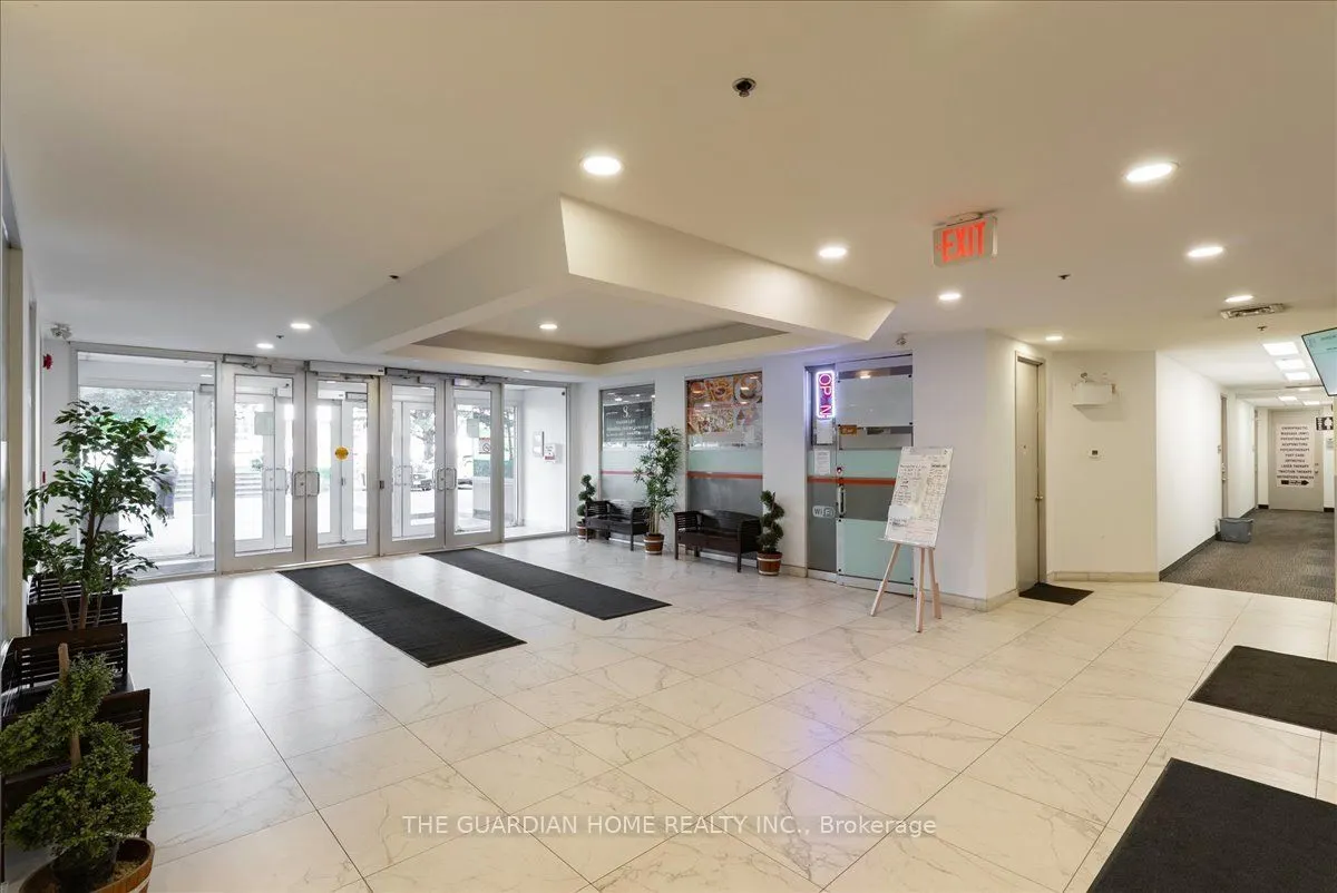 18 Wynford Drive #101