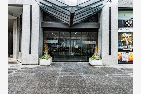 55 Bloor Street E #802