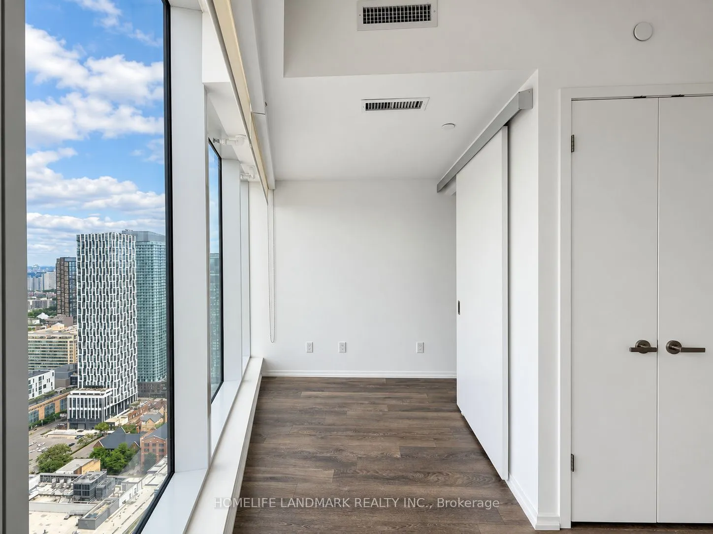 197 Yonge Street #4213