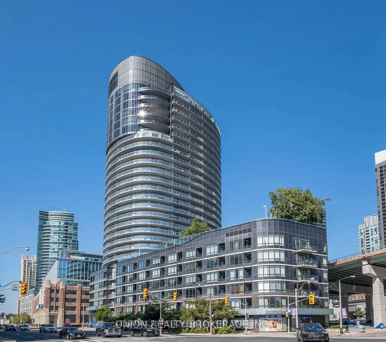 38 Dan Leckie Way #2112