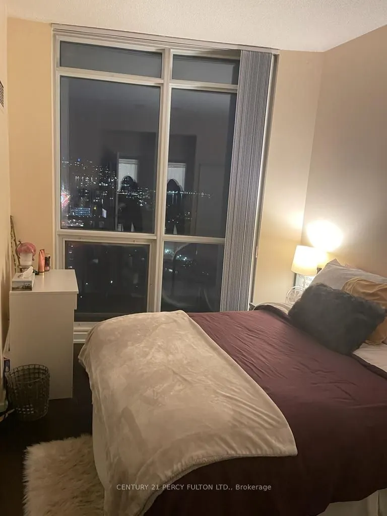 38 Dan Leckie Way #2112