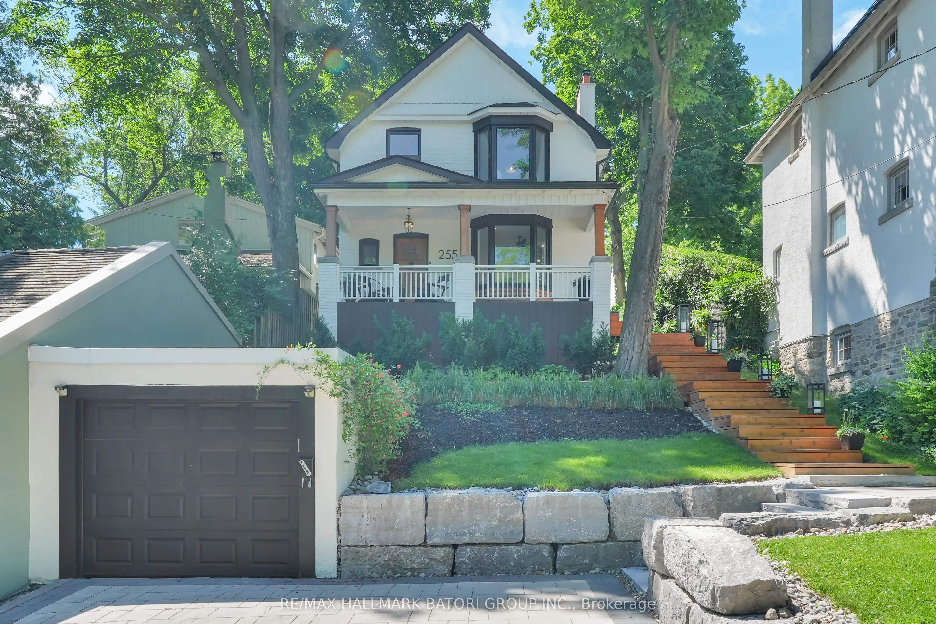 255 Blythwood Road