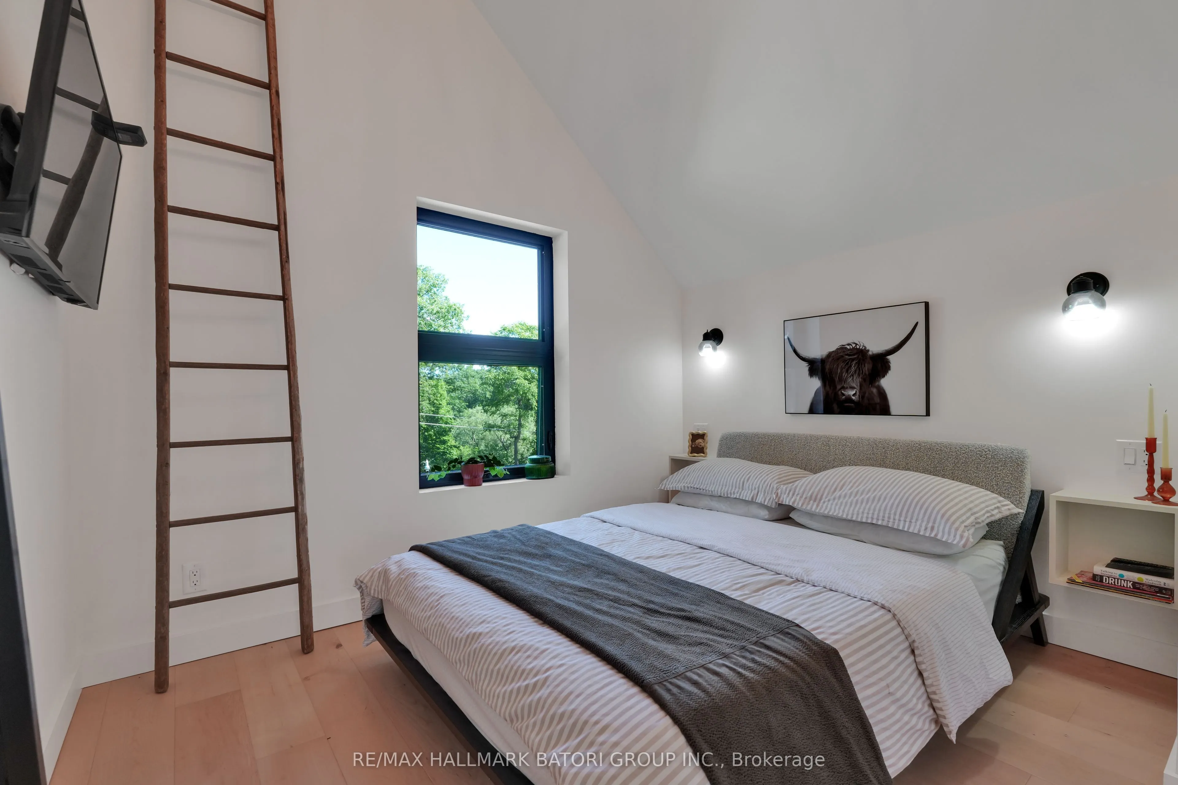 255 Blythwood Road