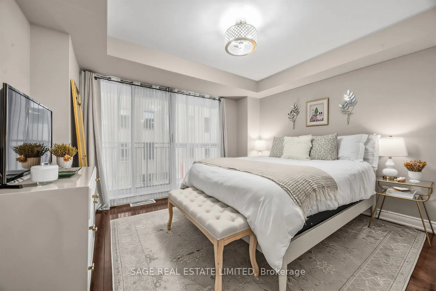 80 Cumberland Street #303