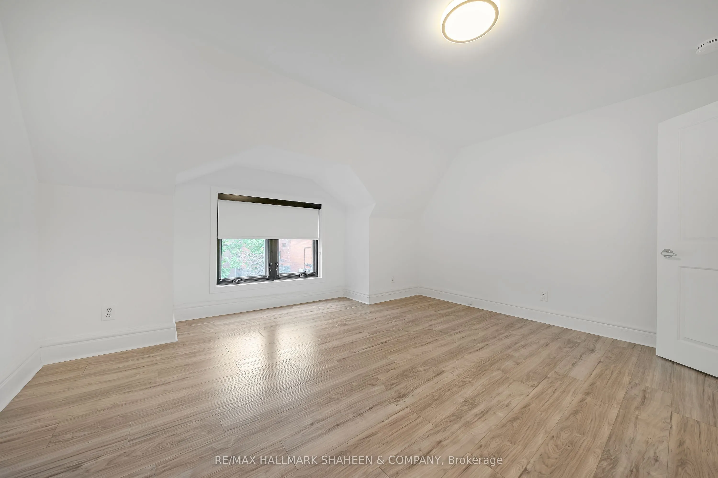 198 Roxton Road #2nd&3rd