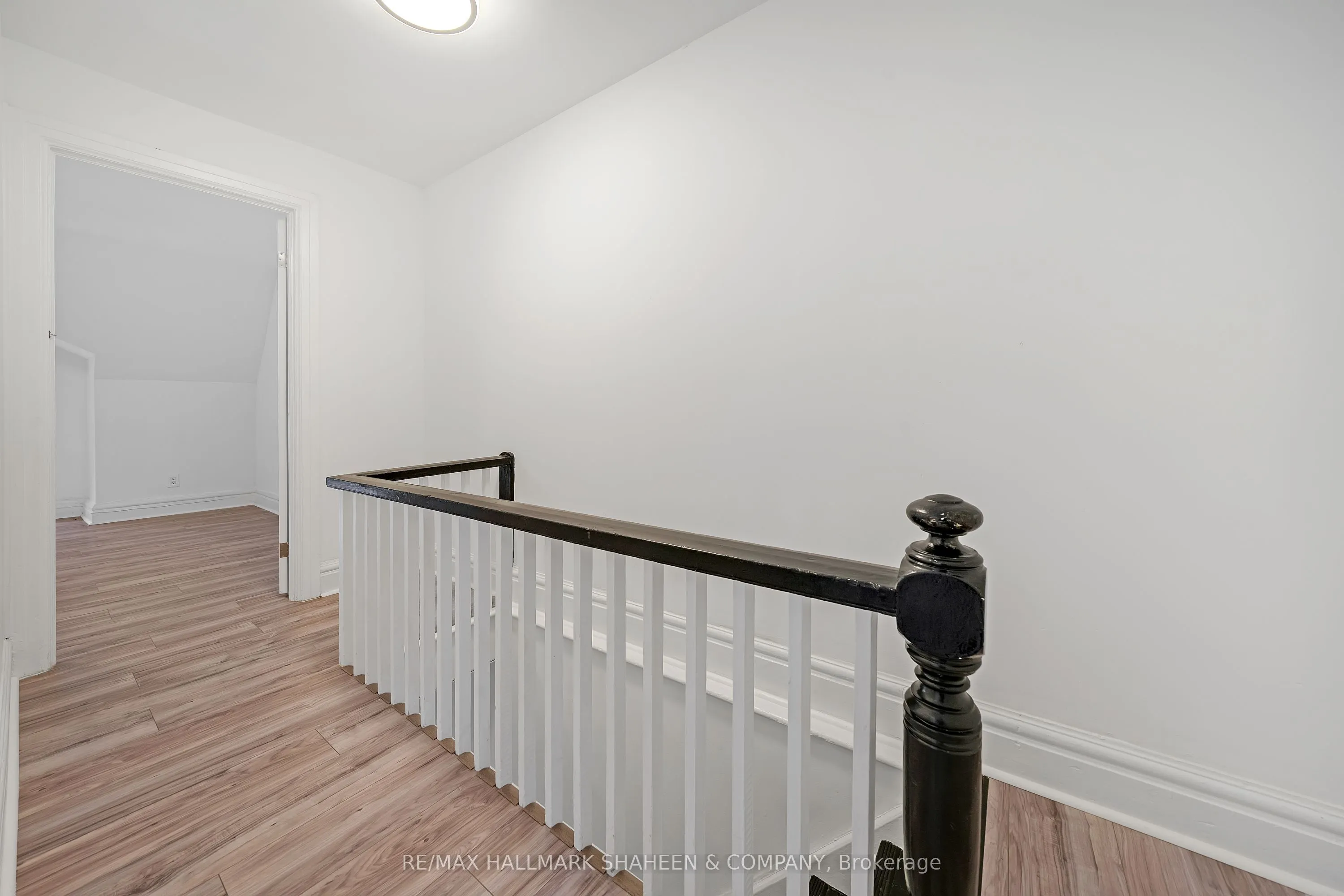 198 Roxton Road #2nd&3rd