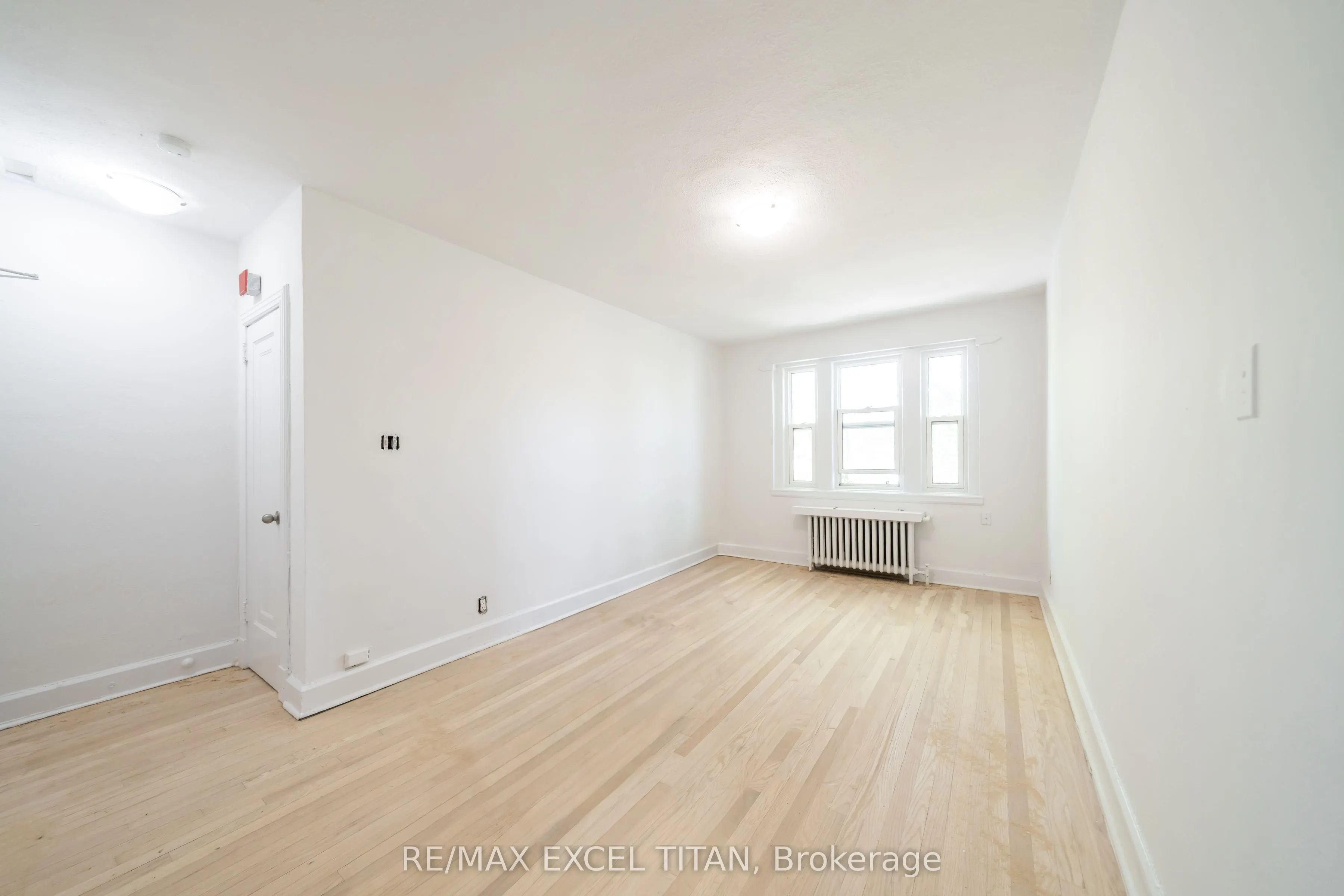 1 Mallory Gardens #4