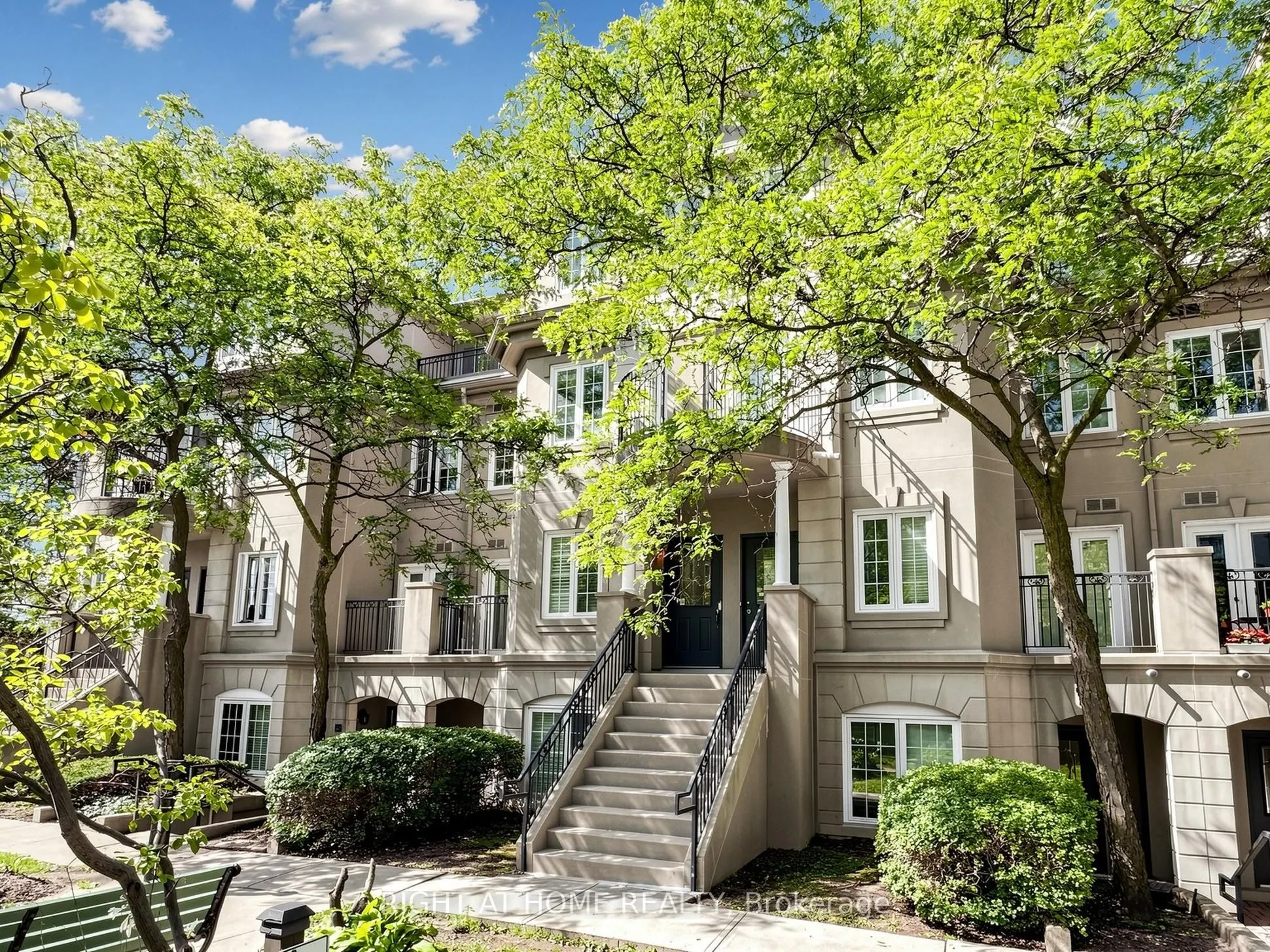 108 Finch Avenue W #A50