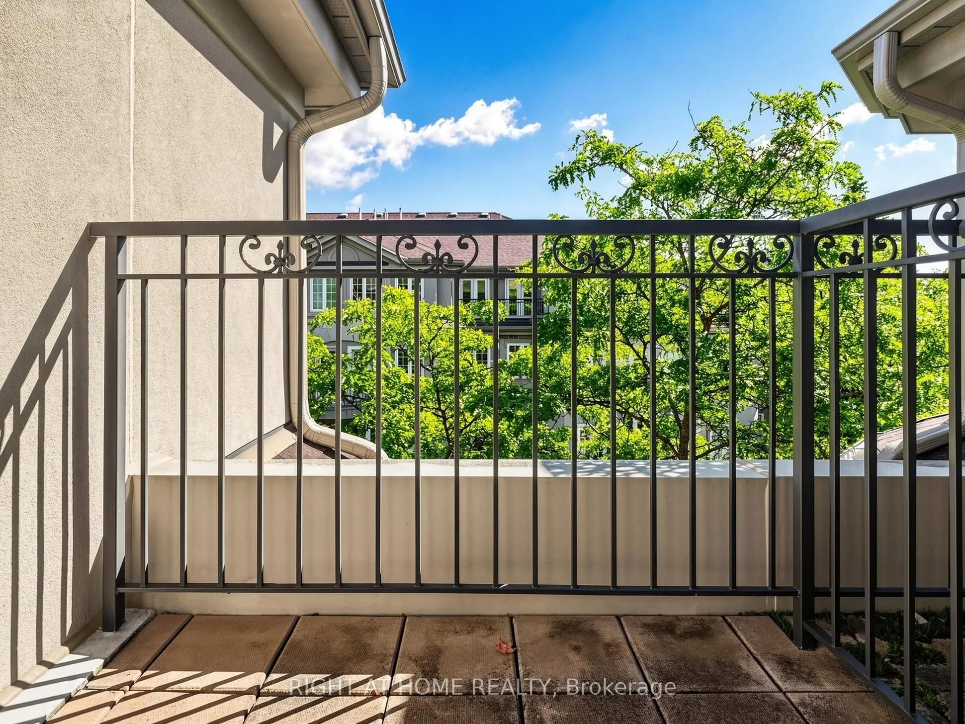 108 Finch Avenue W #A50