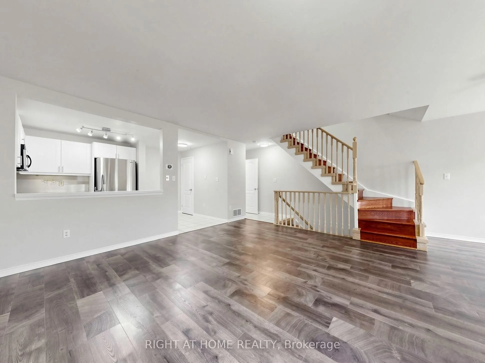 108 Finch Avenue W #A50