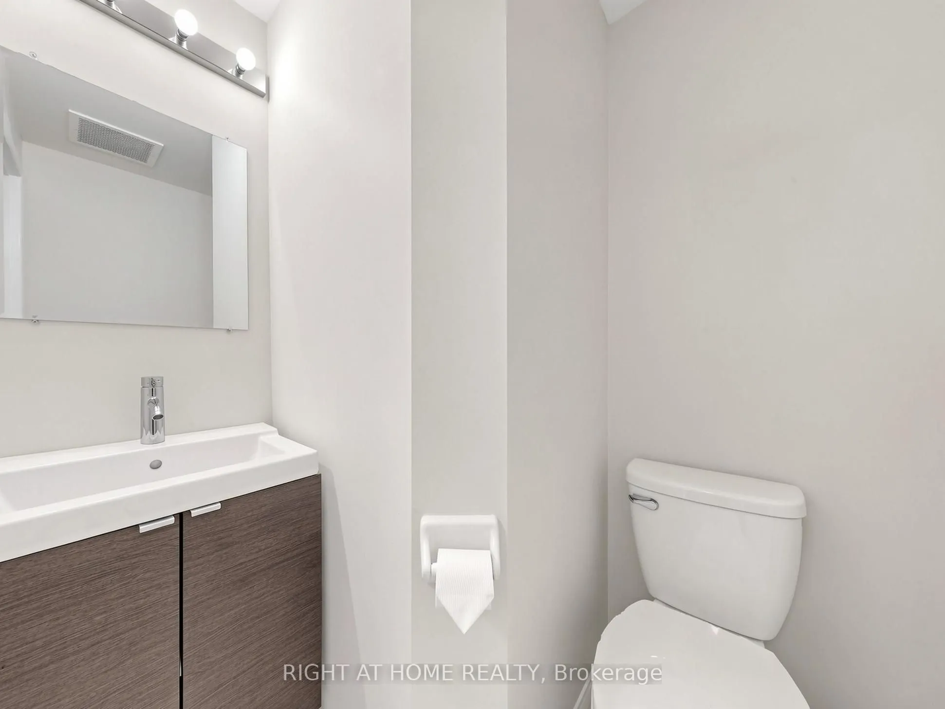 108 Finch Avenue W #A50