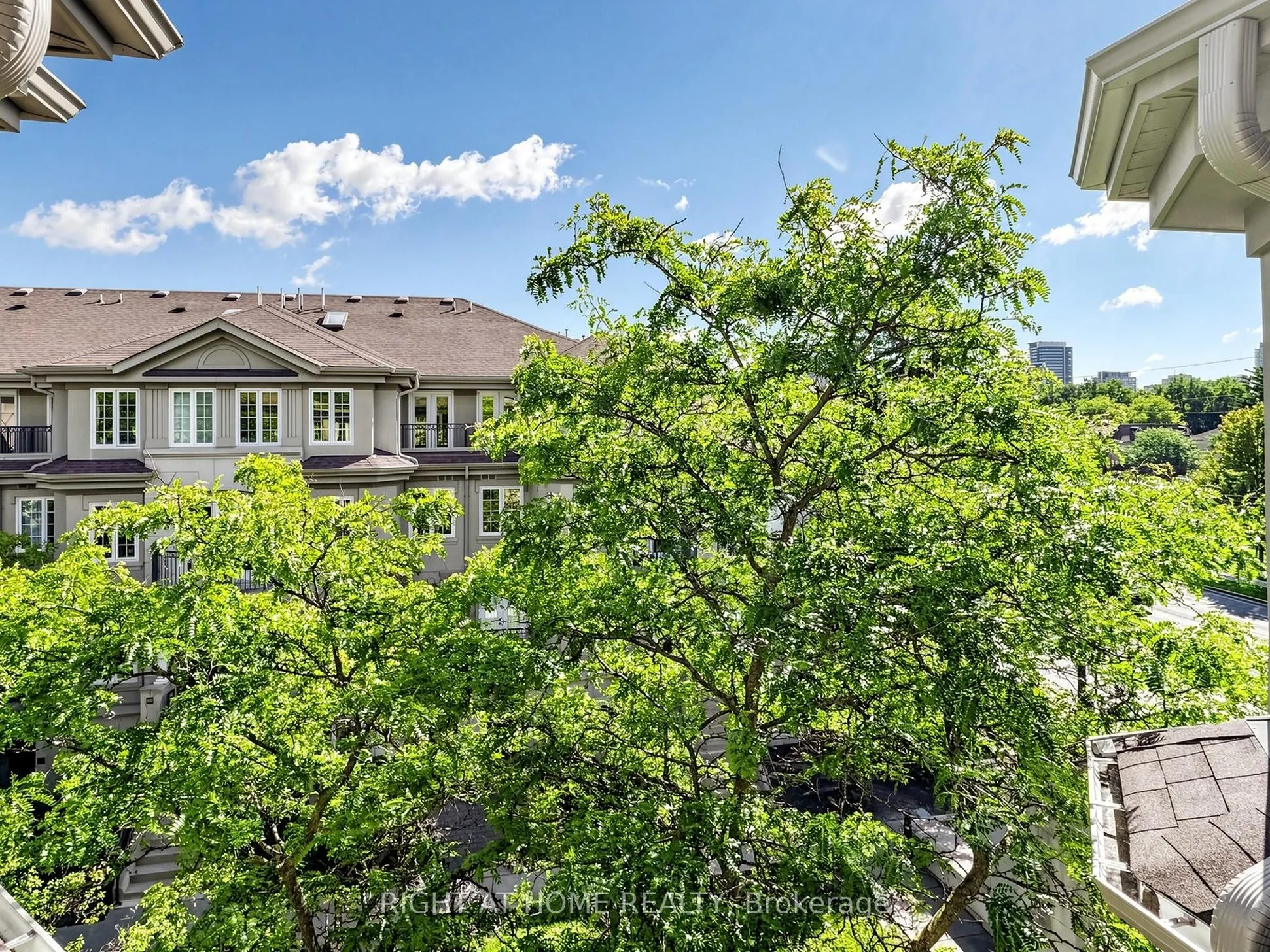 108 Finch Avenue W #A50