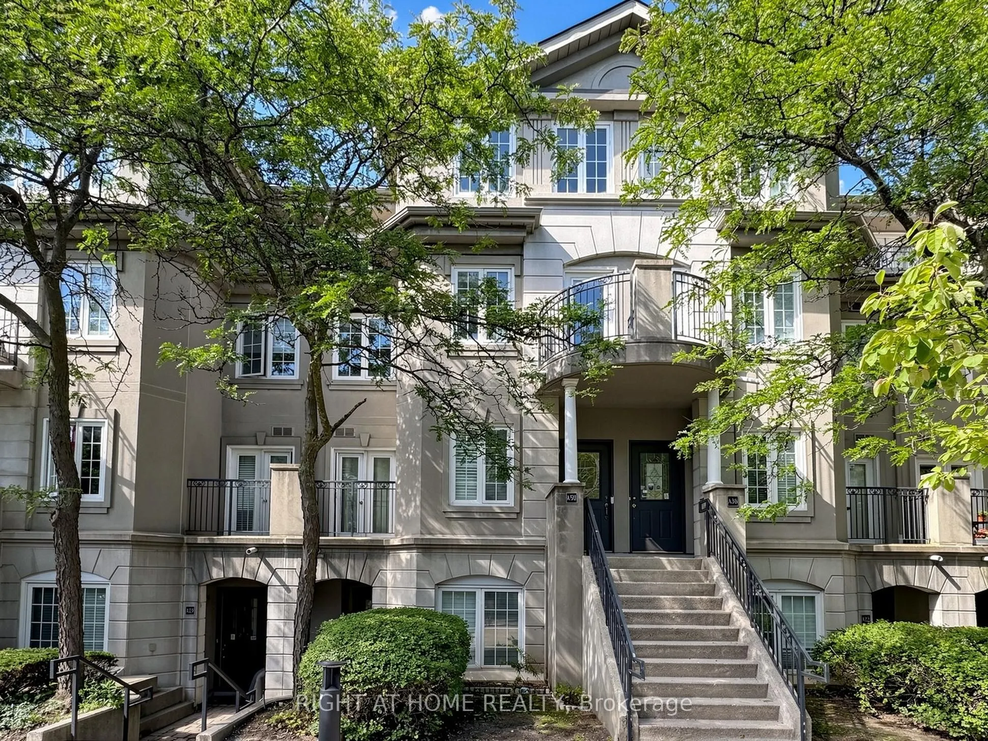 108 Finch Avenue W #A50