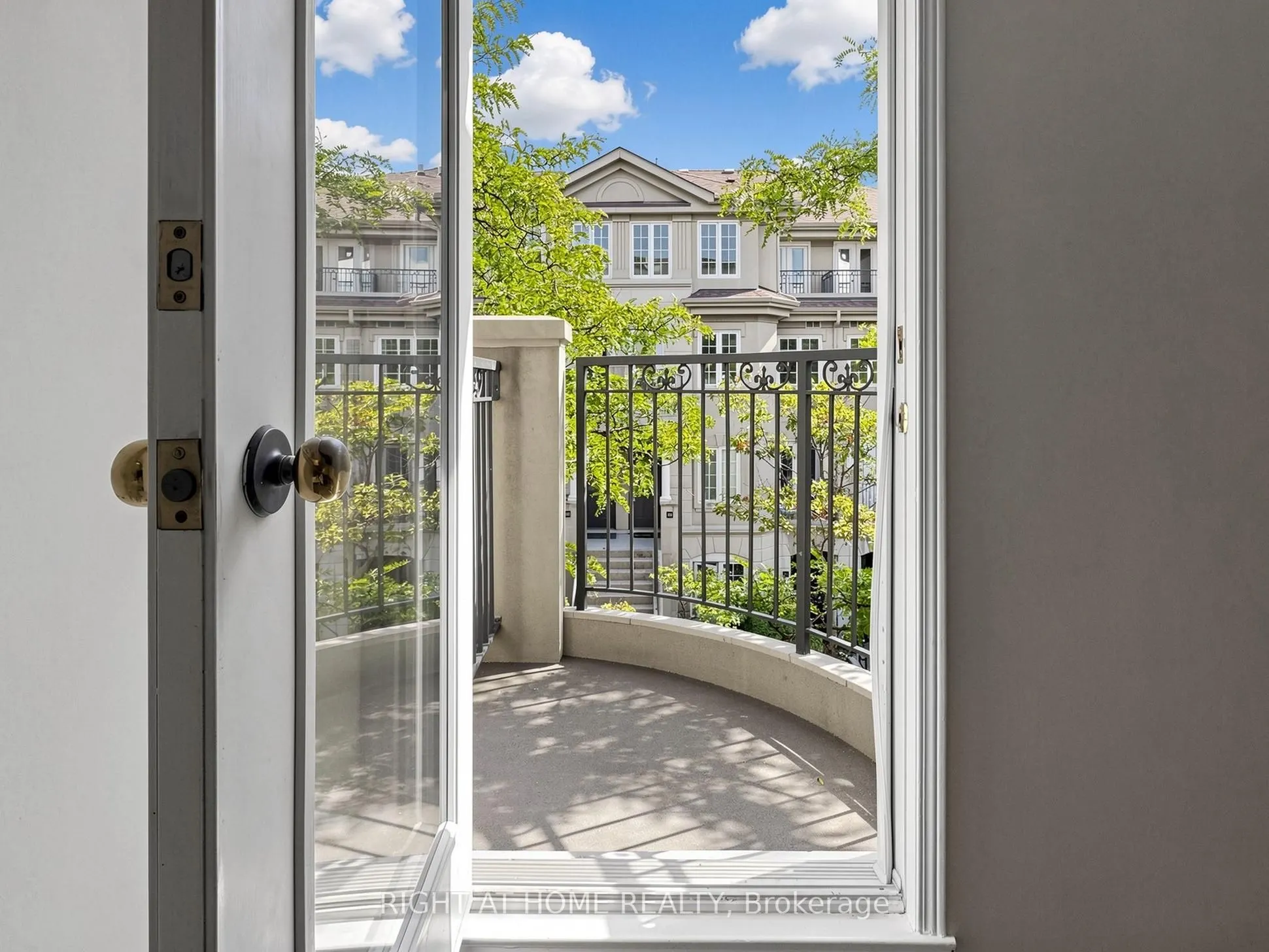 108 Finch Avenue W #A50