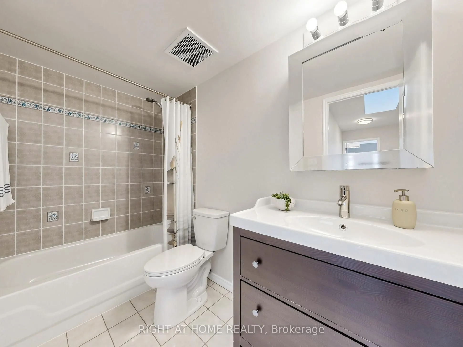 108 Finch Avenue W #A50