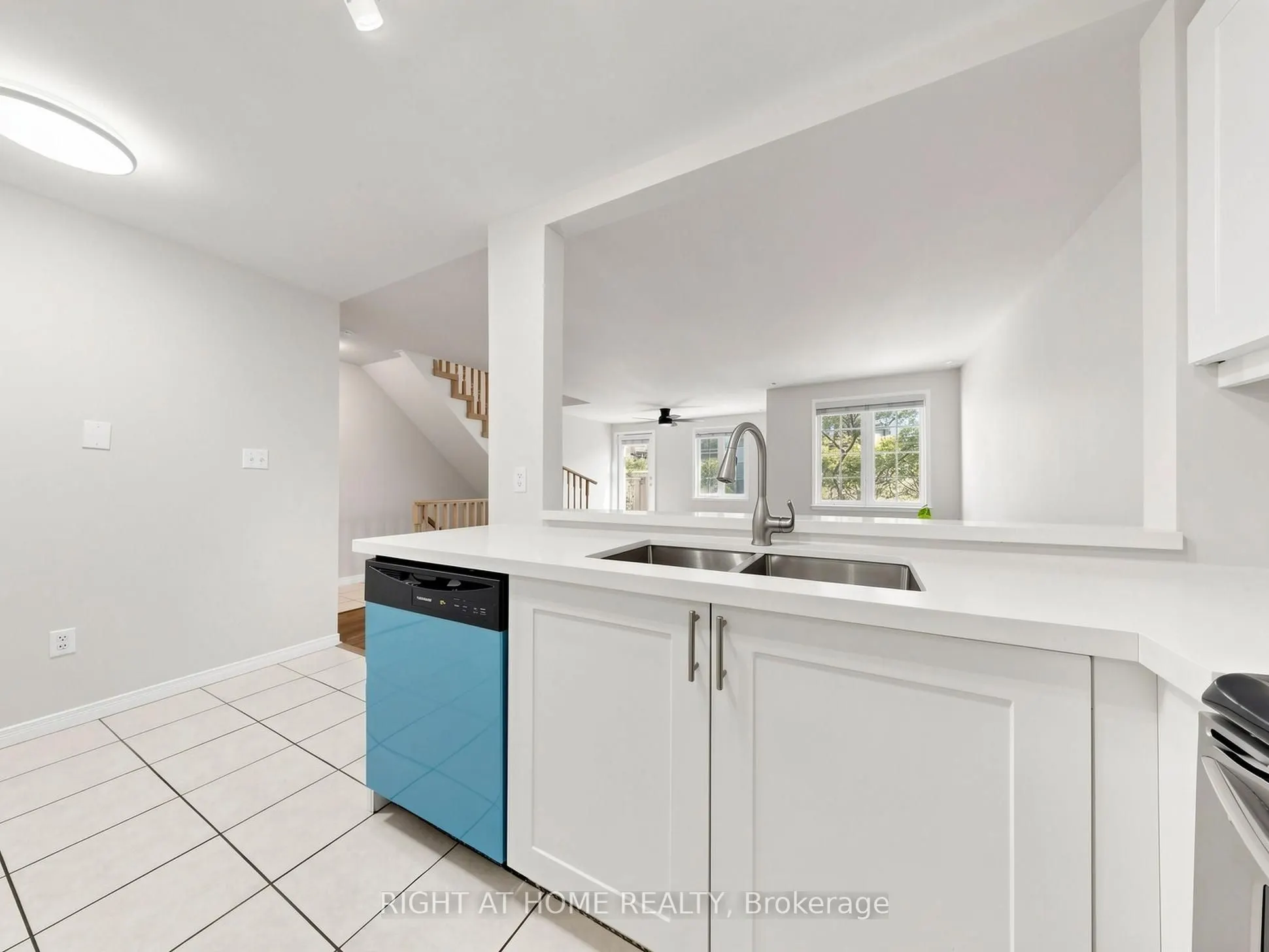 108 Finch Avenue W #A50