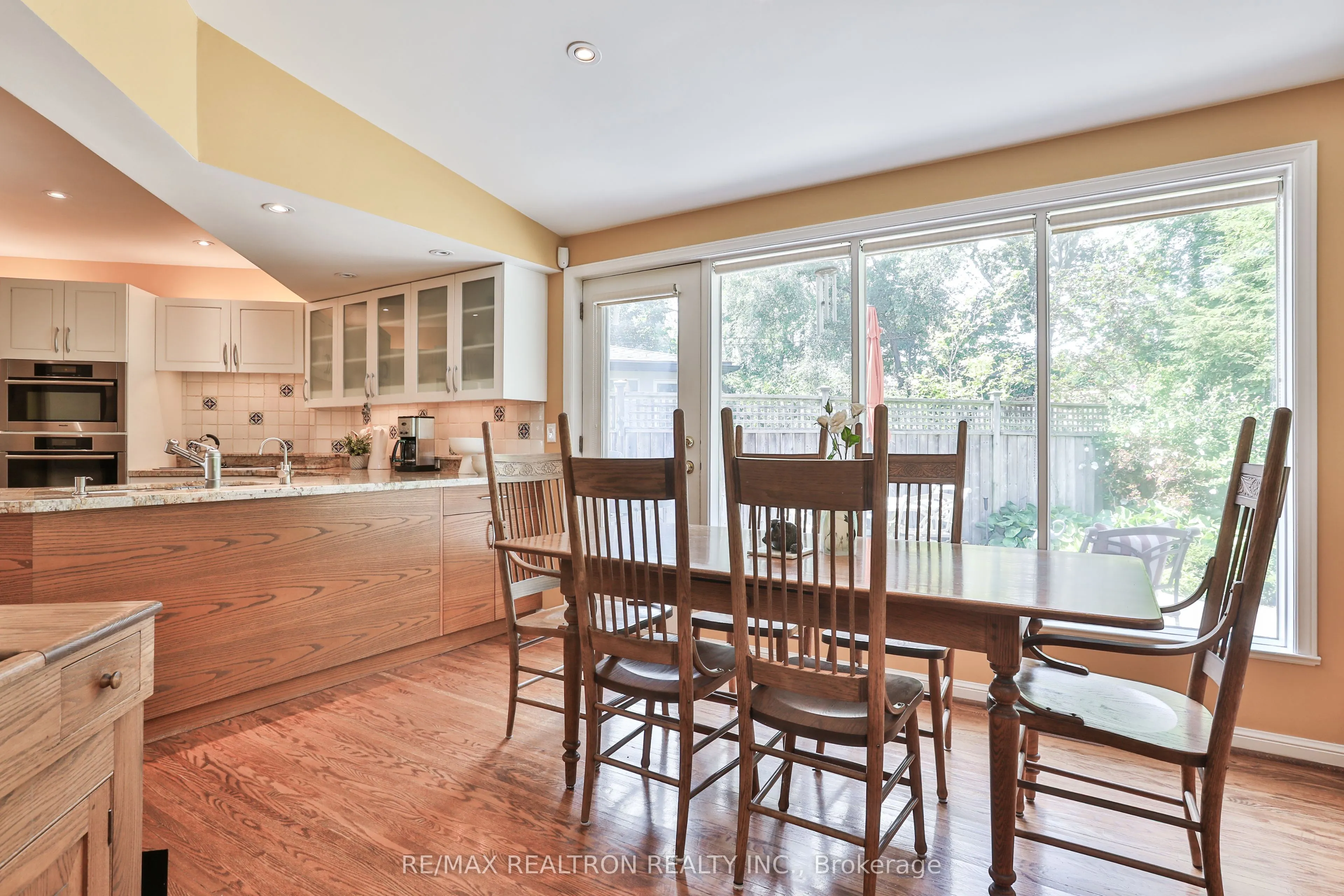 706 Briar Hill Avenue