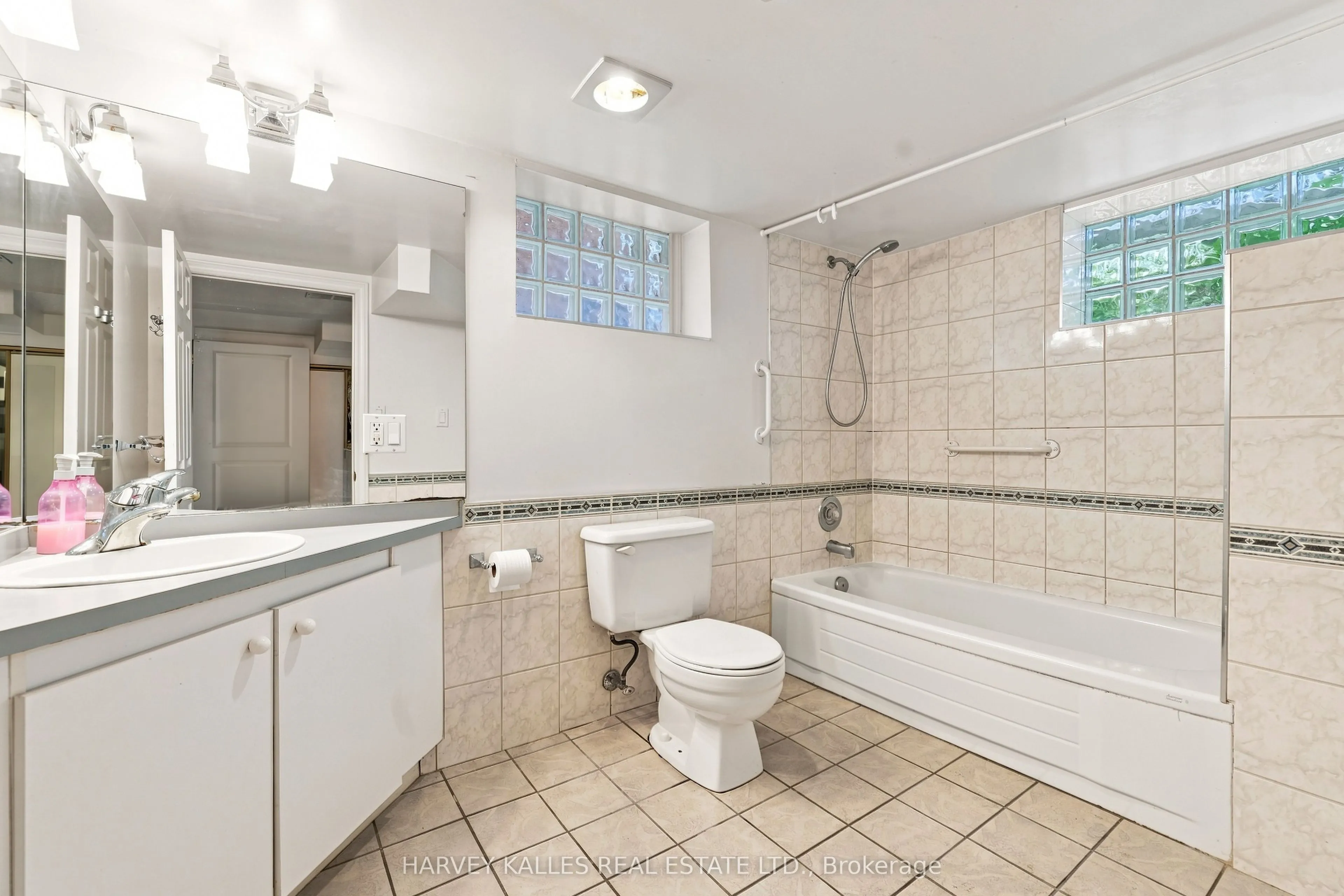 231 Glengrove Avenue W