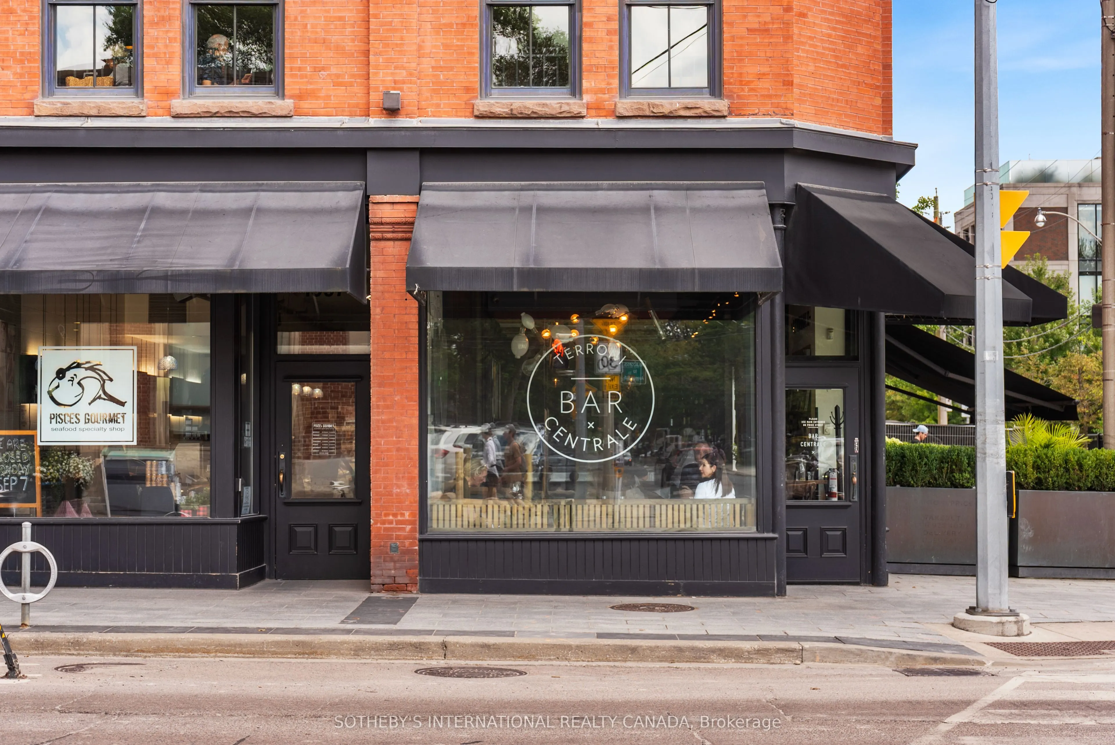 1177 Yonge Street #417