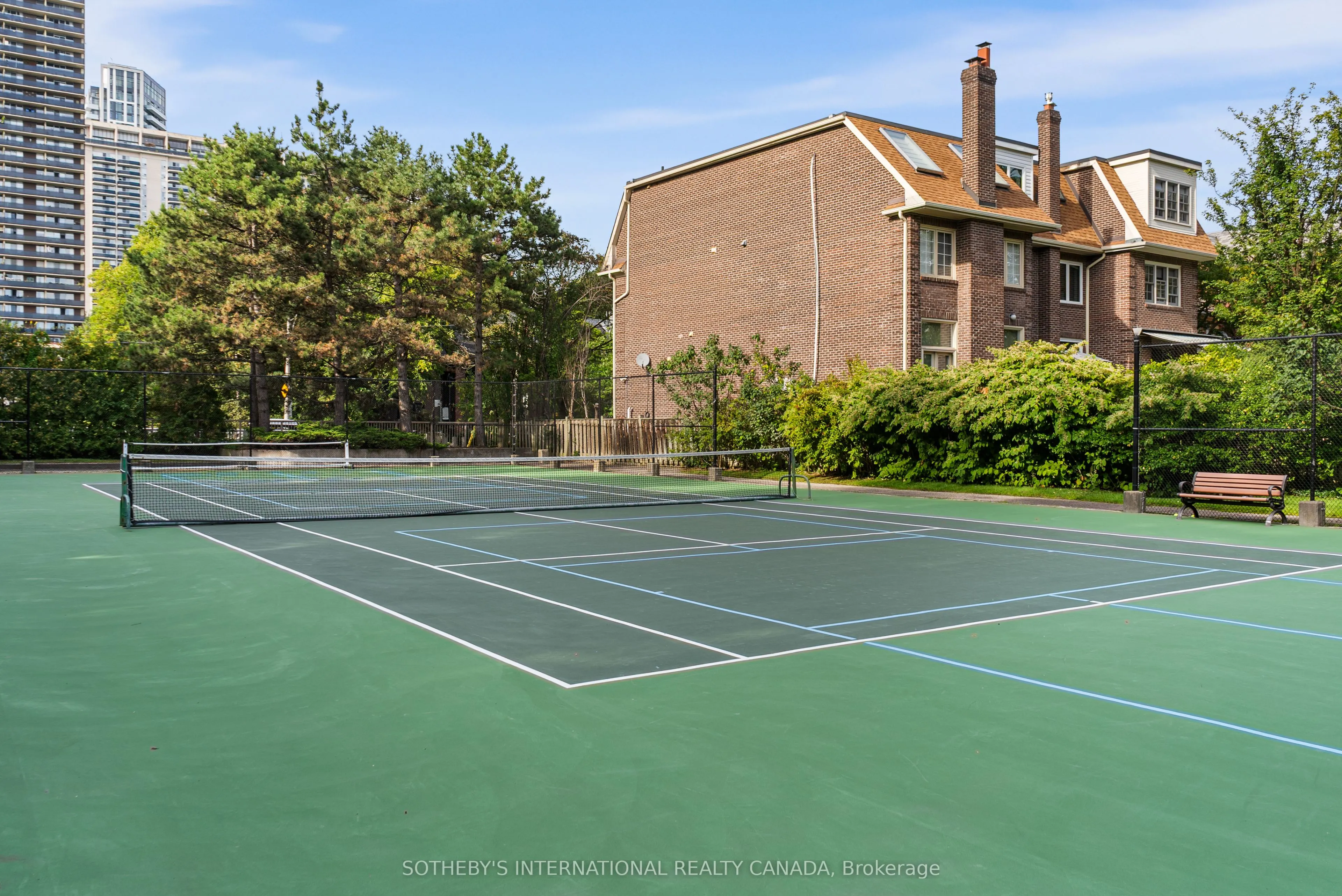 1177 Yonge Street #417