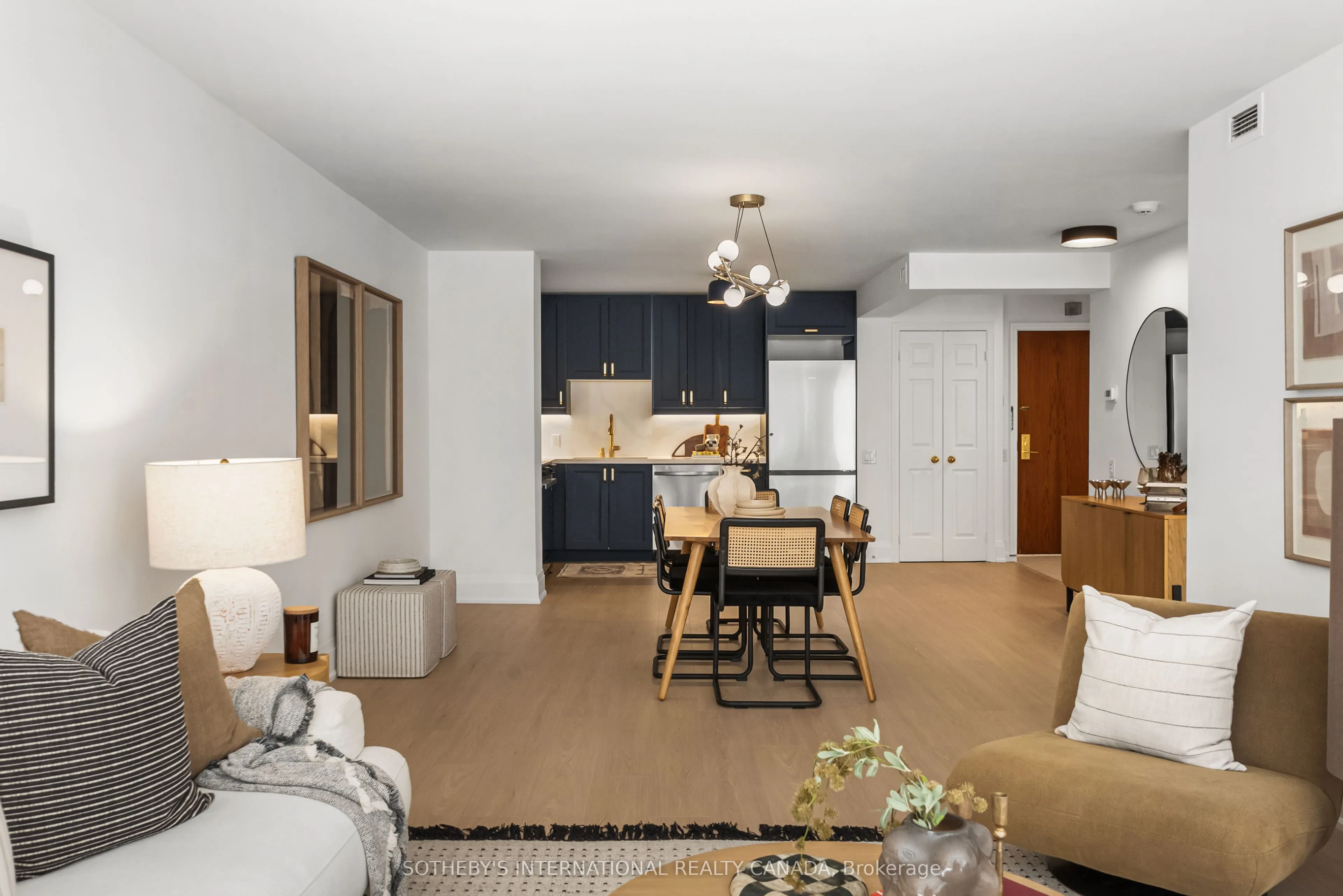 1177 Yonge Street #417