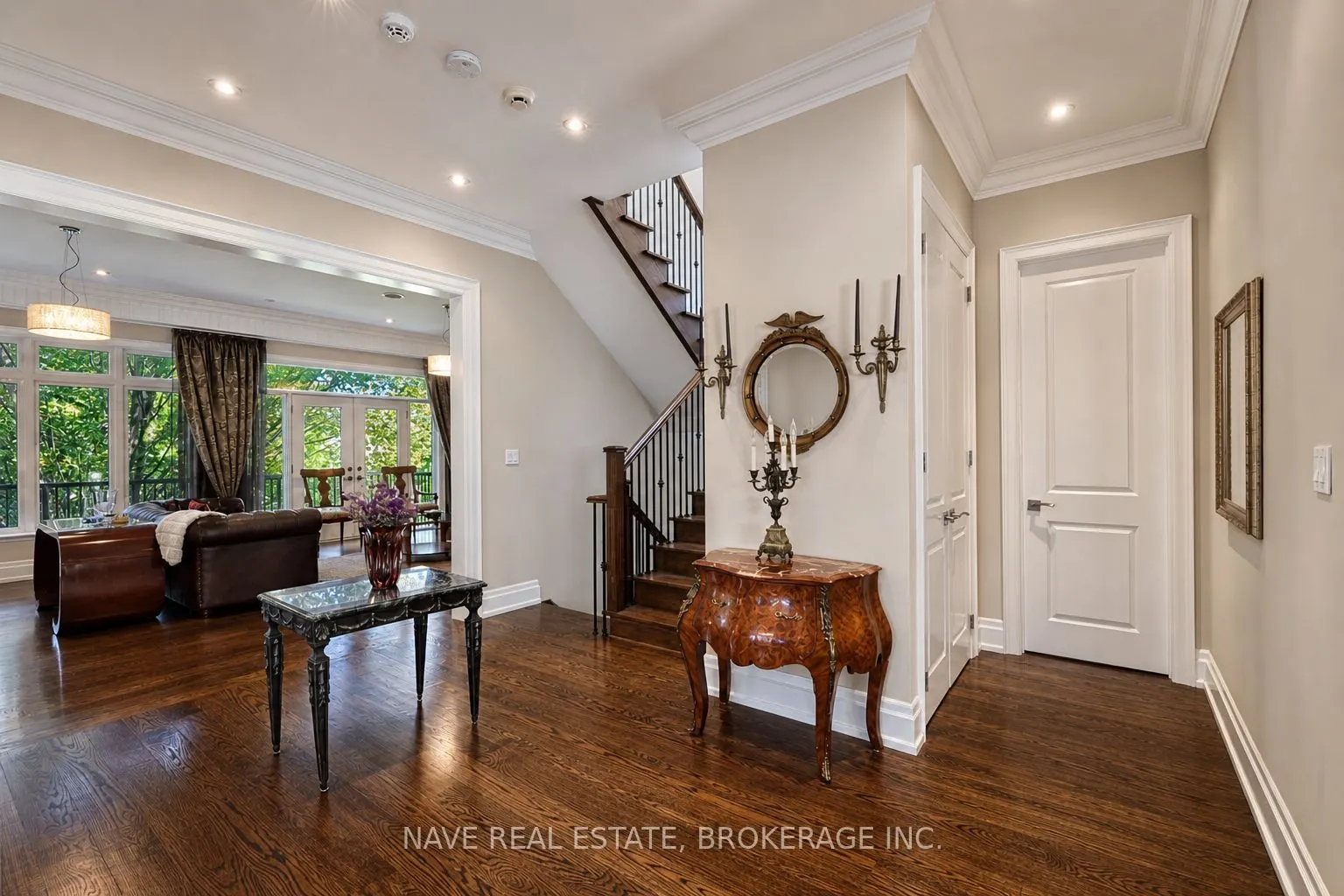136 Homewood Avenue
