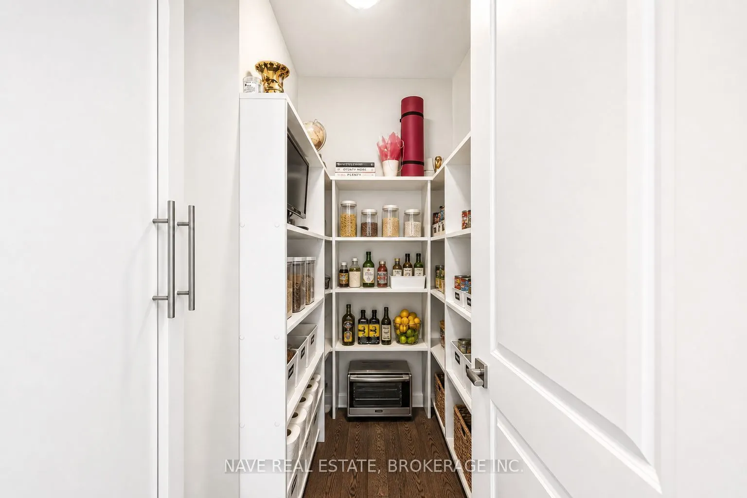 136 Homewood Avenue