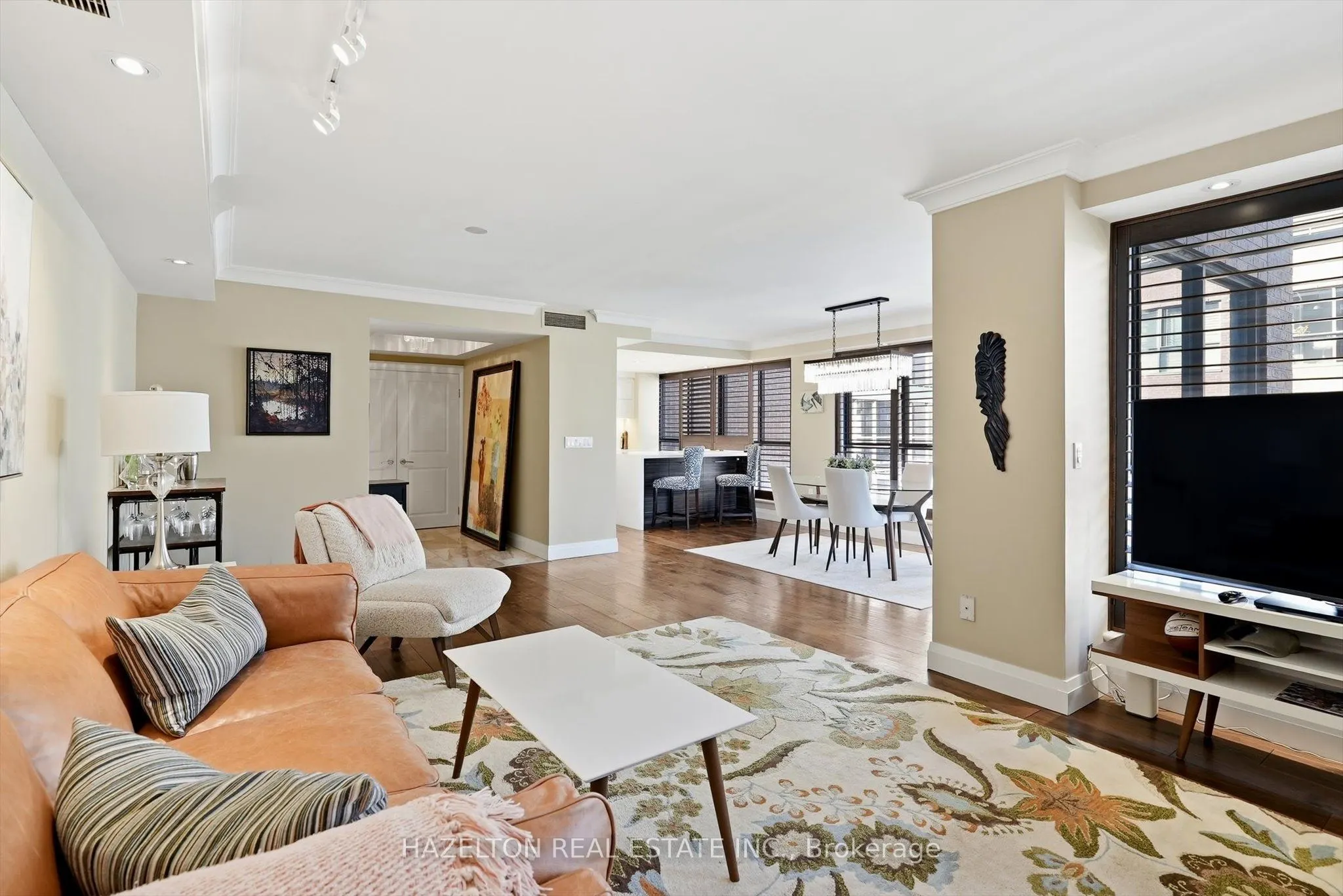 164 Cumberland Street #608