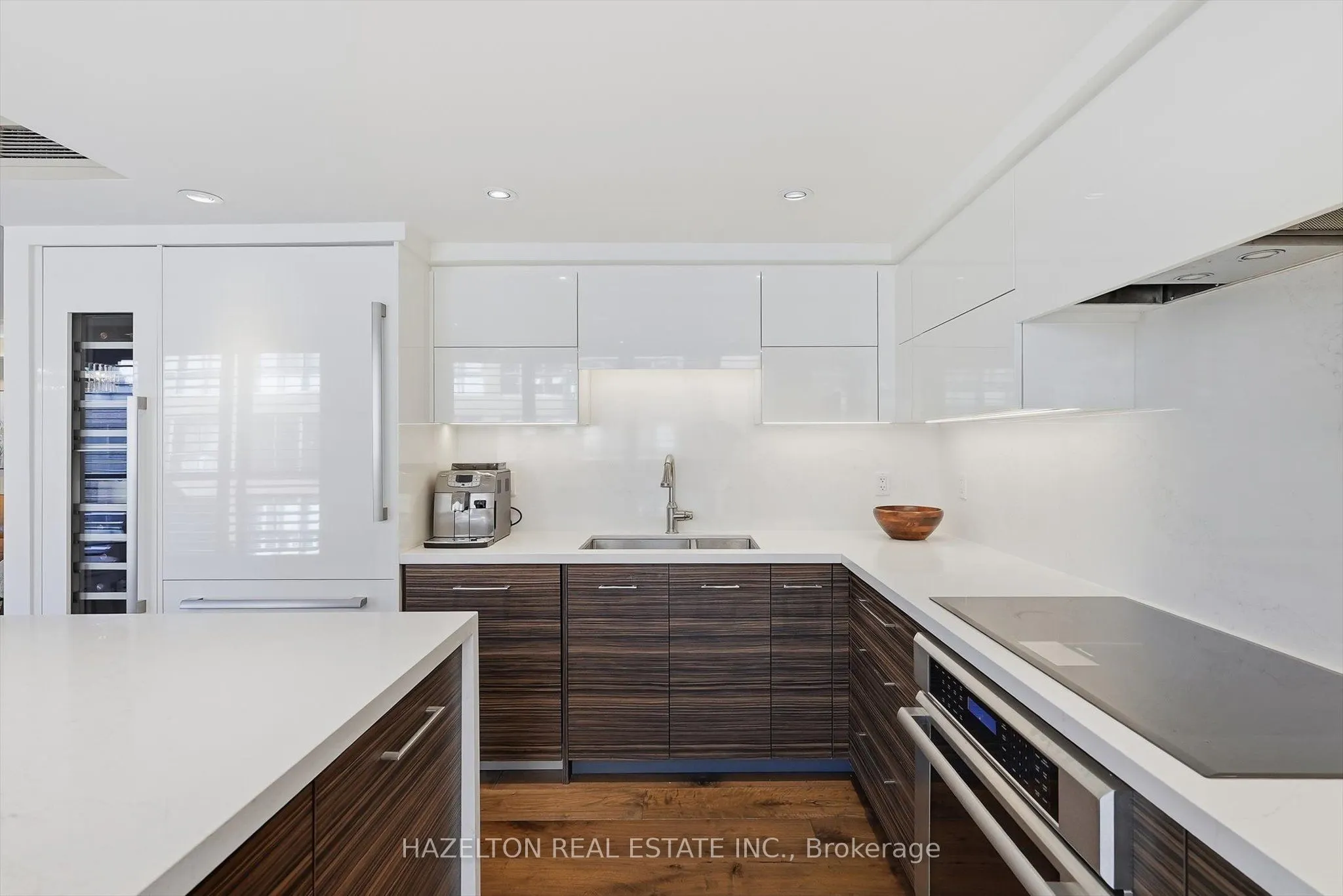 164 Cumberland Street #608