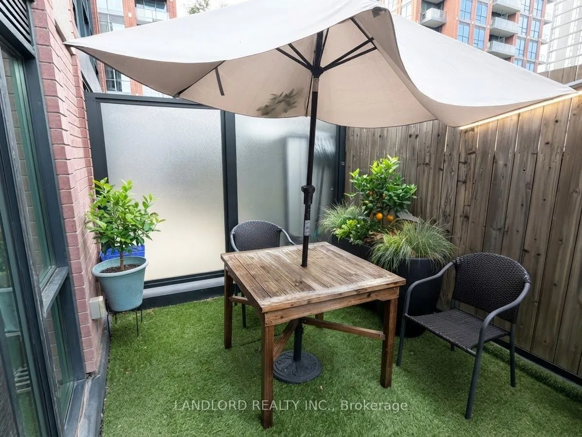 525 Wilson Avenue #304