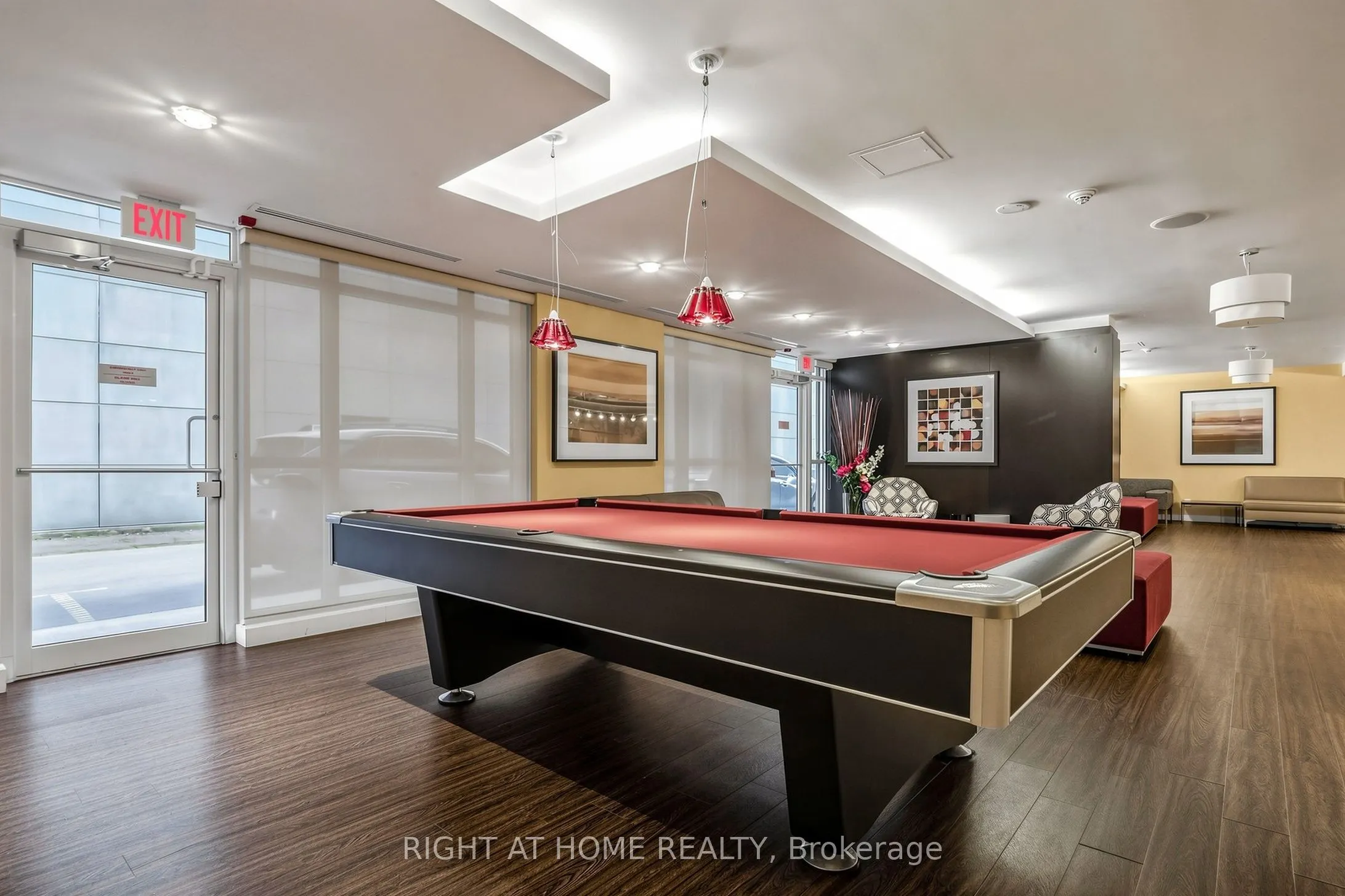 5 Hanna Avenue #510