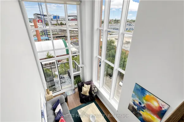 5 Hanna Avenue #510
