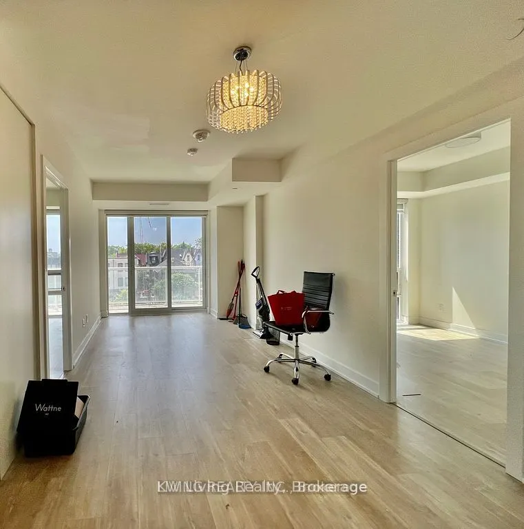 80 Vanauley Street #302