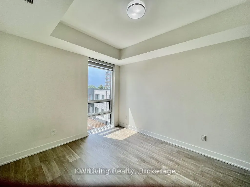 80 Vanauley Street #302