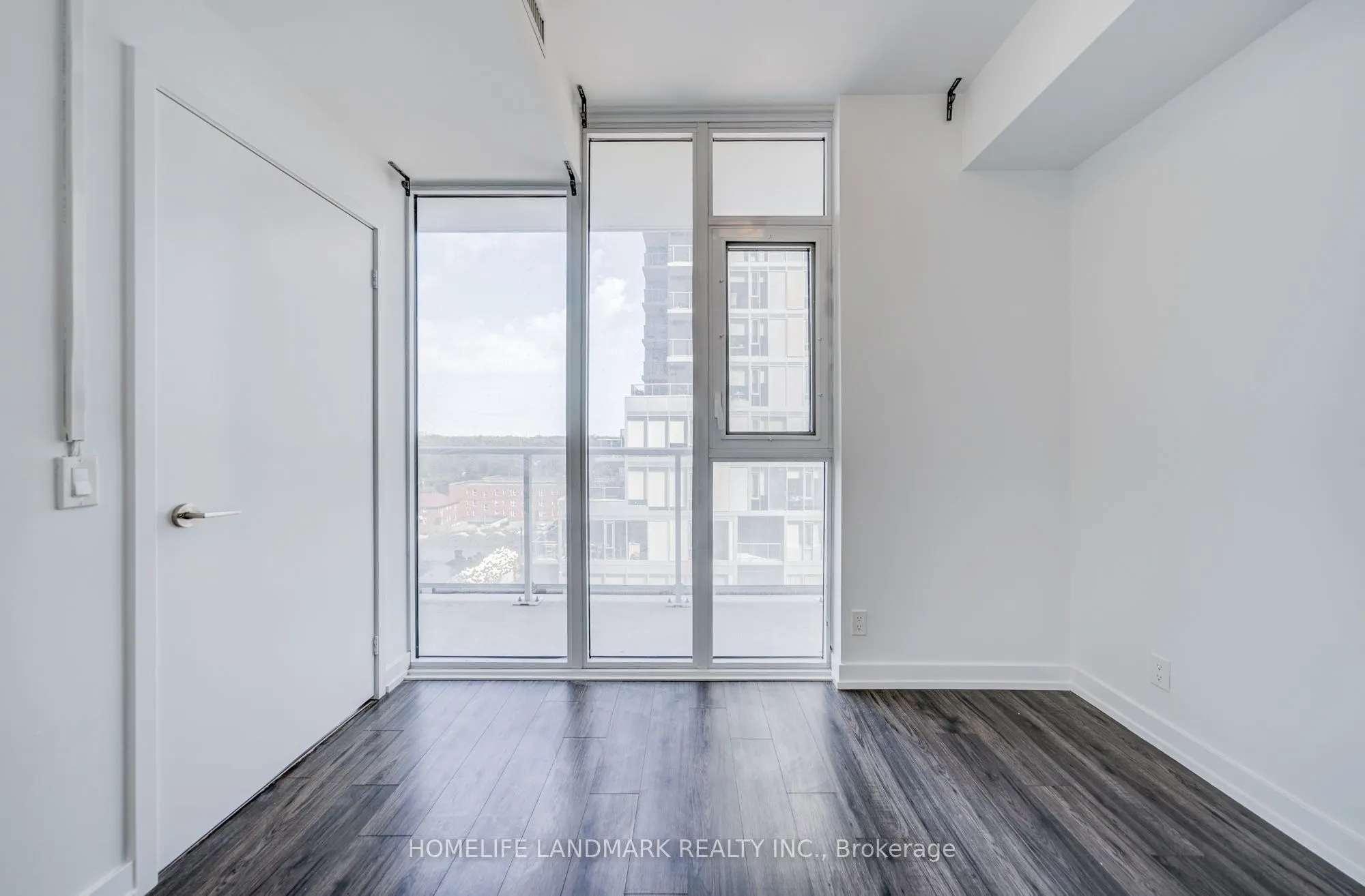 33 Helendale Avenue #601