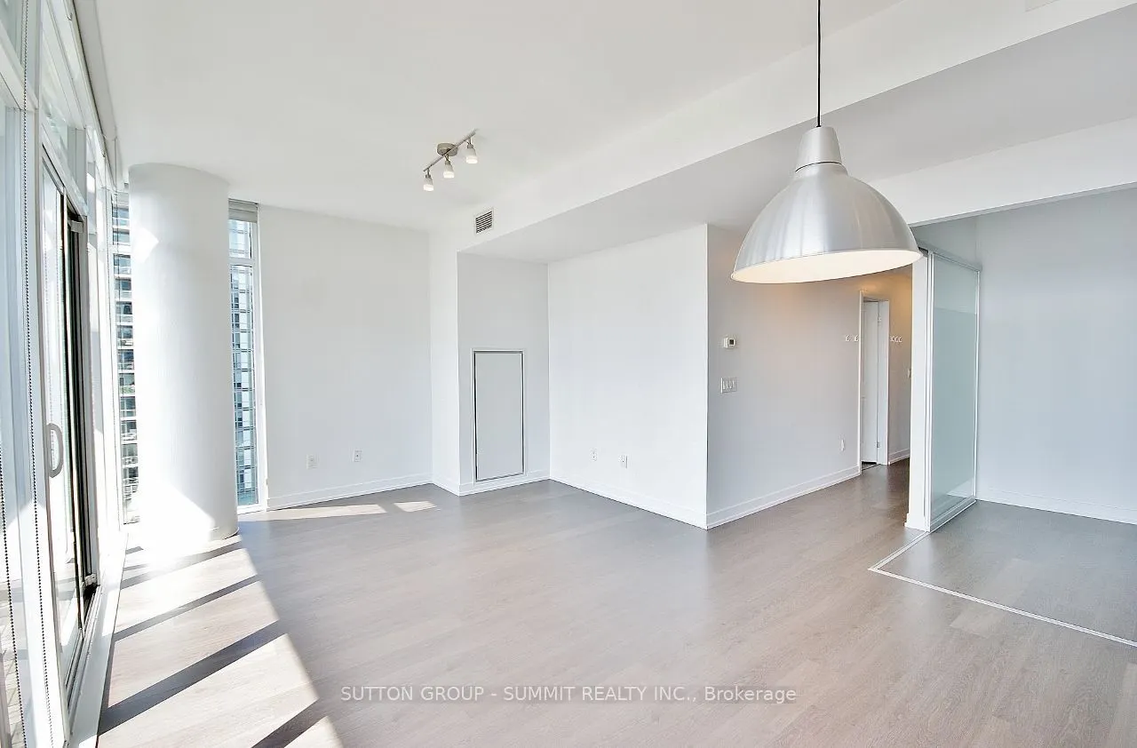 105 George Street #1510