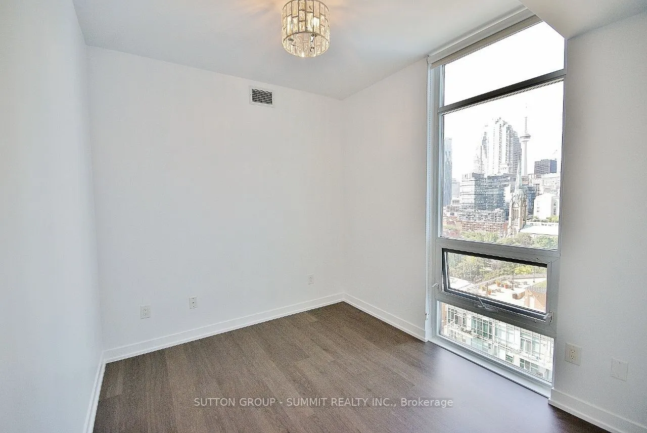 105 George Street #1510