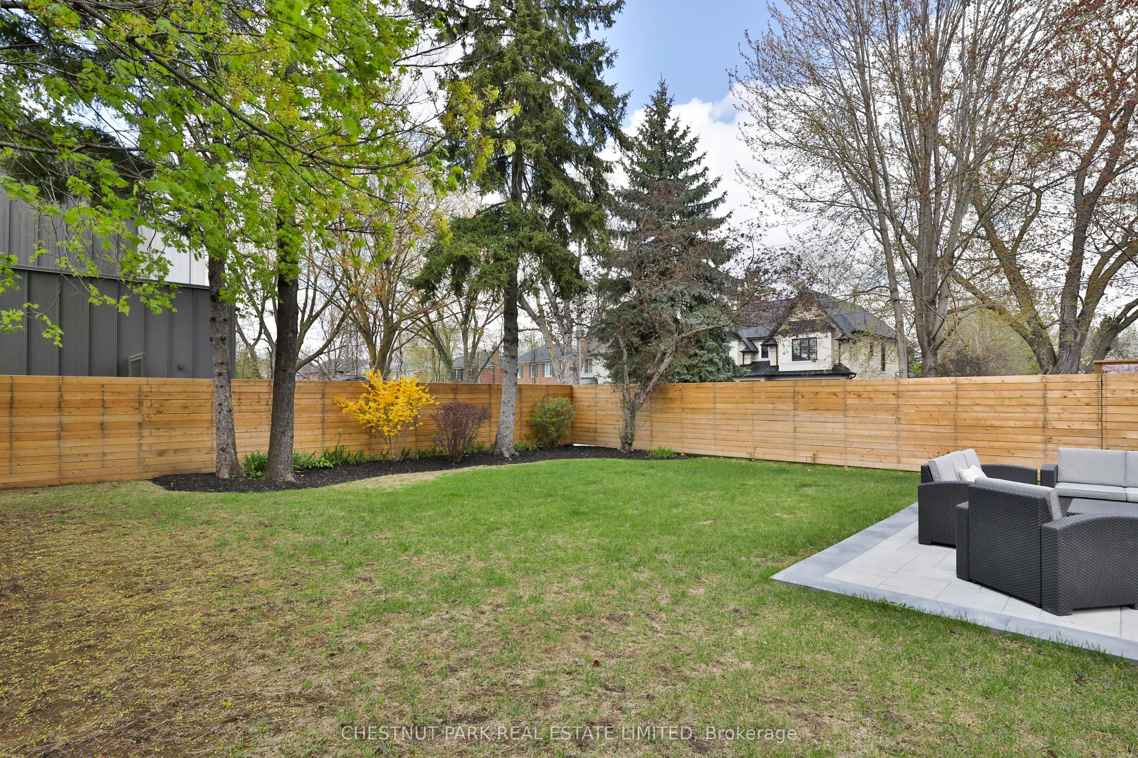 2 Marchwood Drive