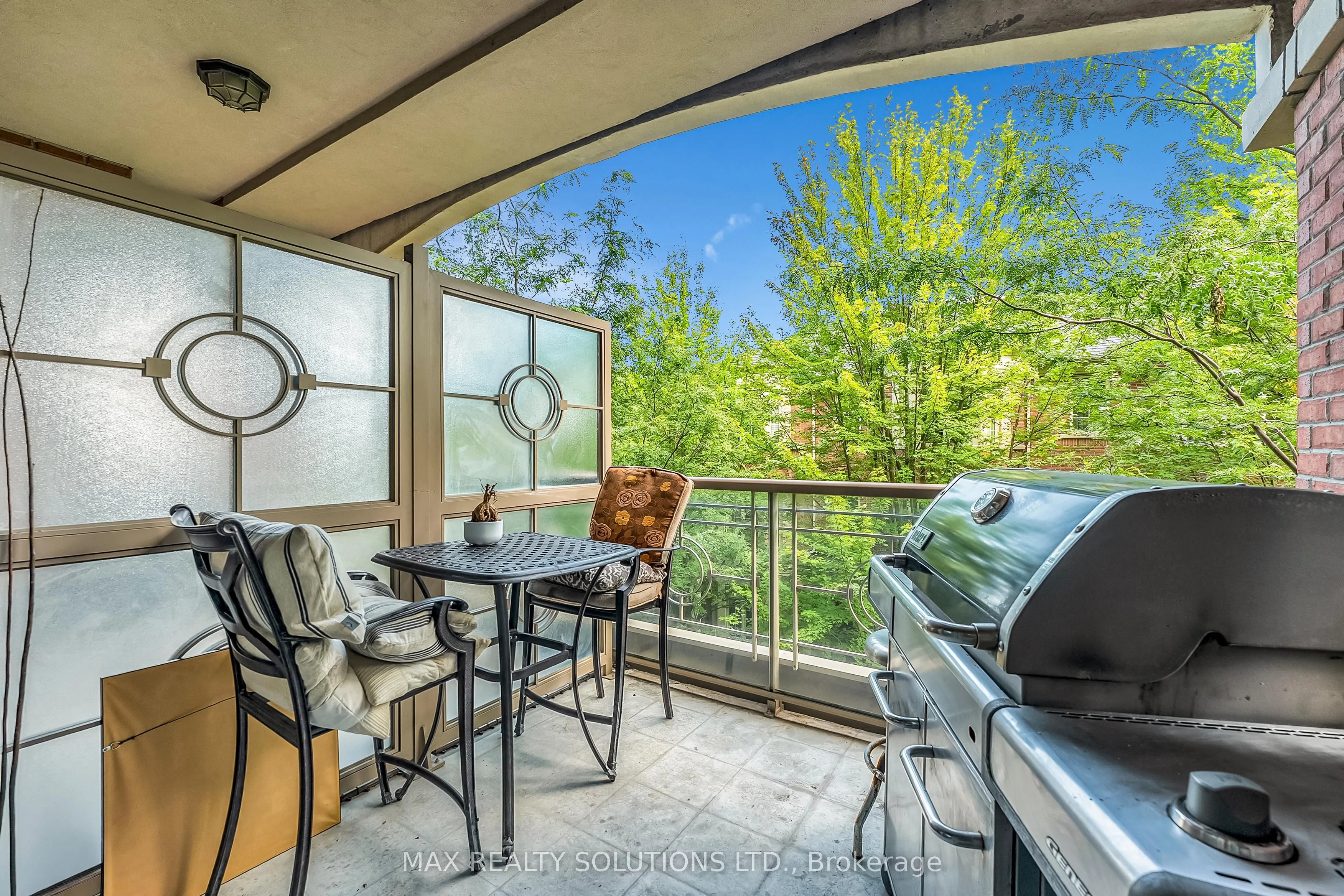 20 Burkebrook Place #319