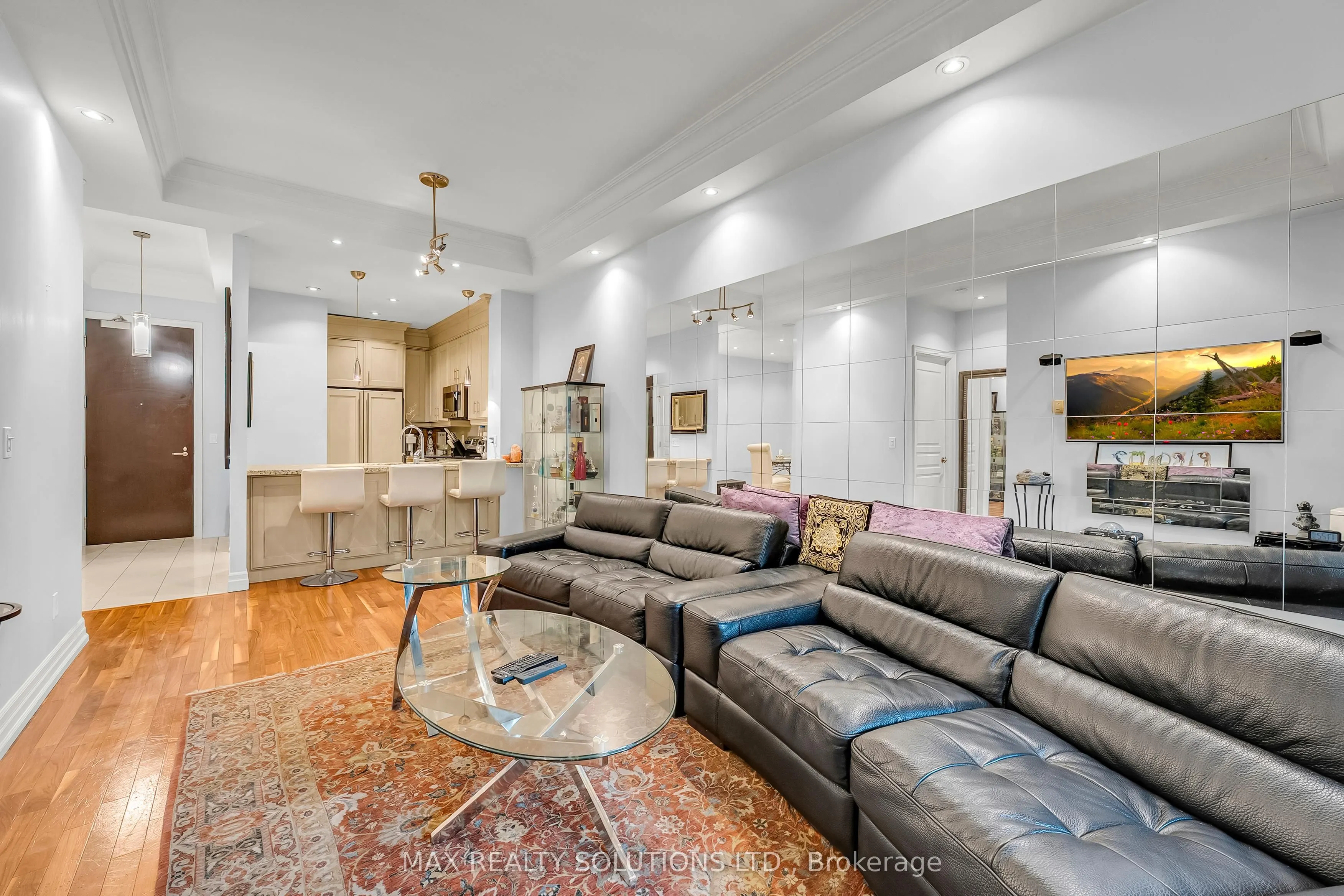 20 Burkebrook Place #319