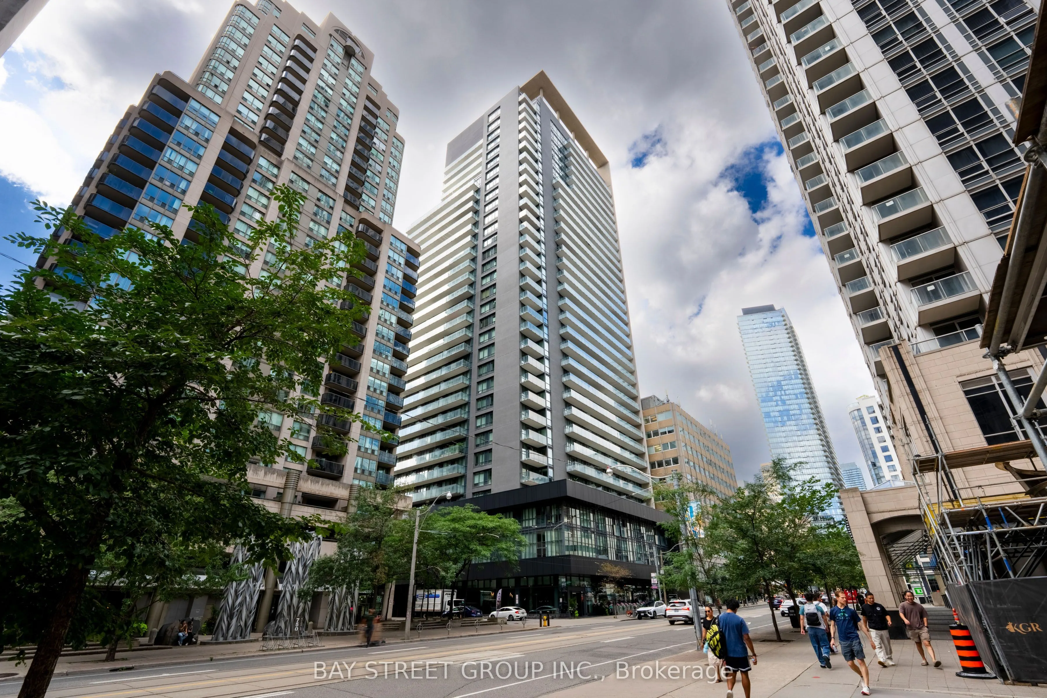 770 Bay Street #709