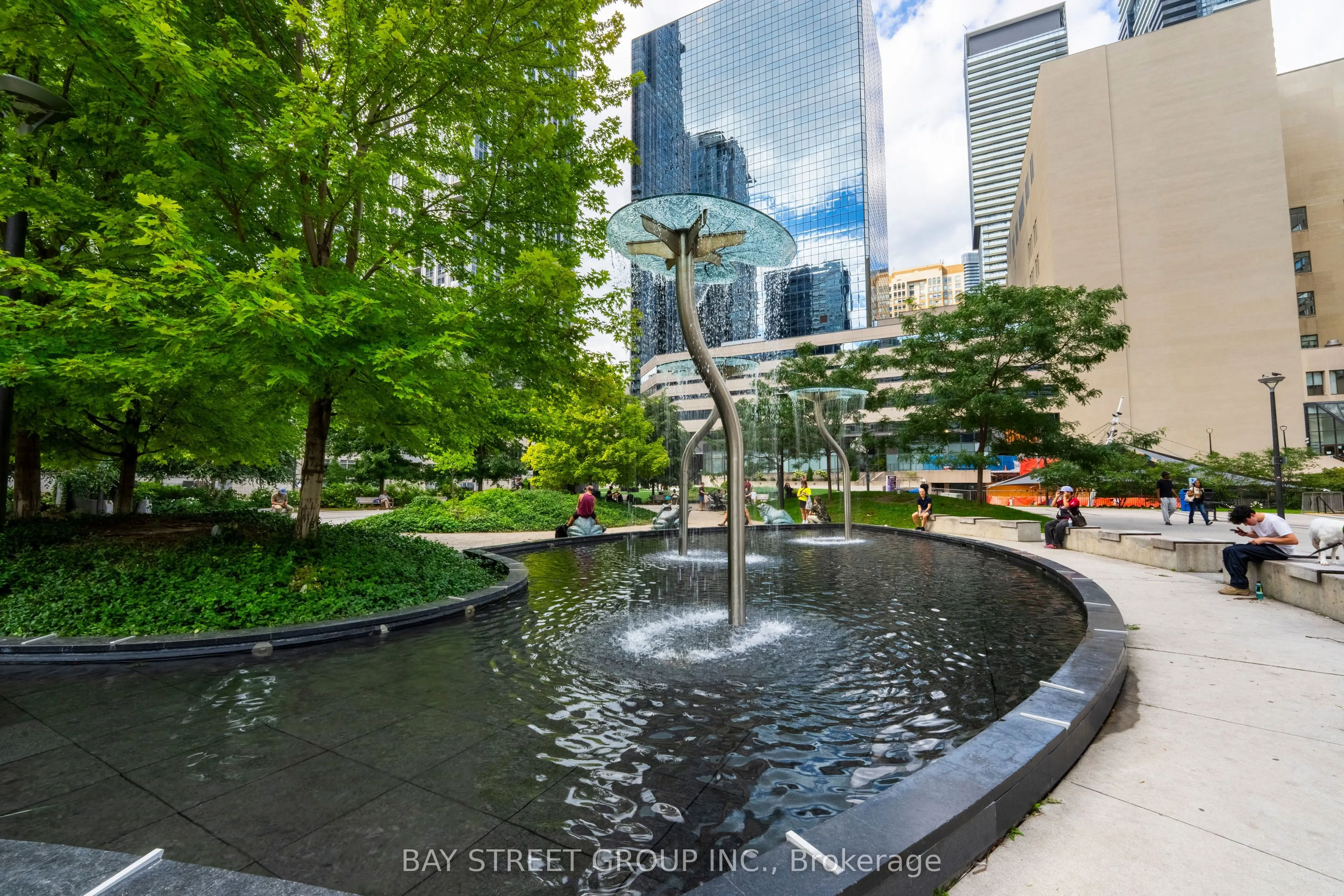770 Bay Street #709