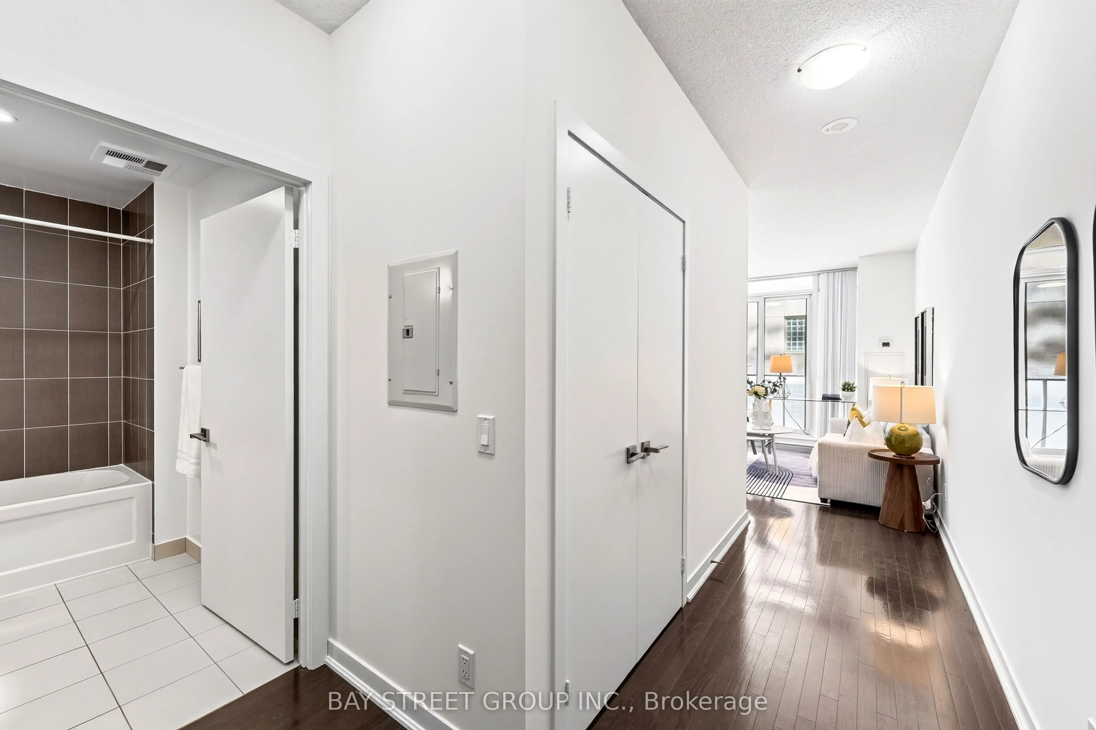 770 Bay Street #709