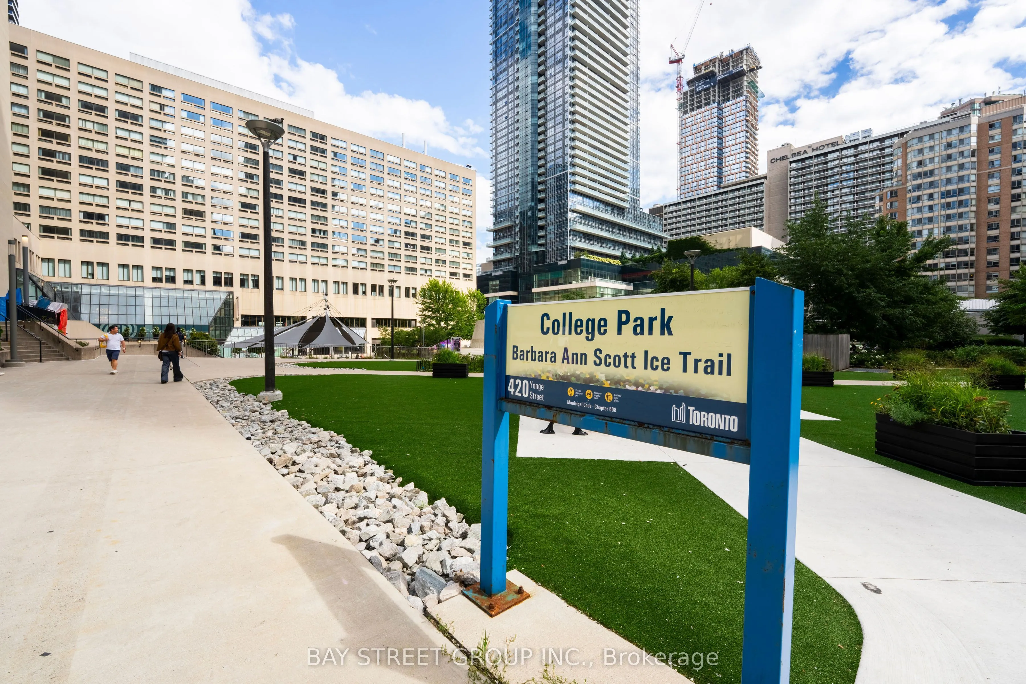 770 Bay Street #709