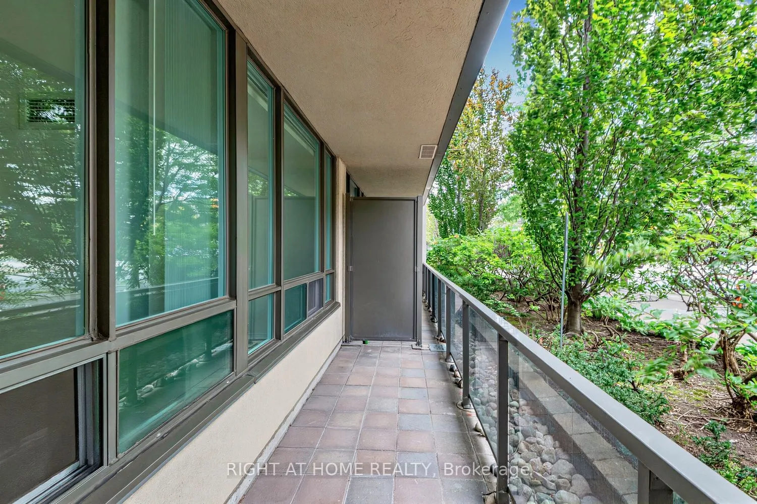 509 Beecroft Avenue #107