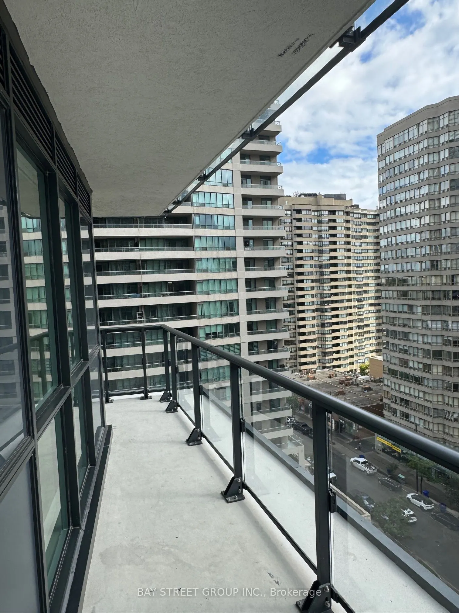4955 Yonge Street #1006