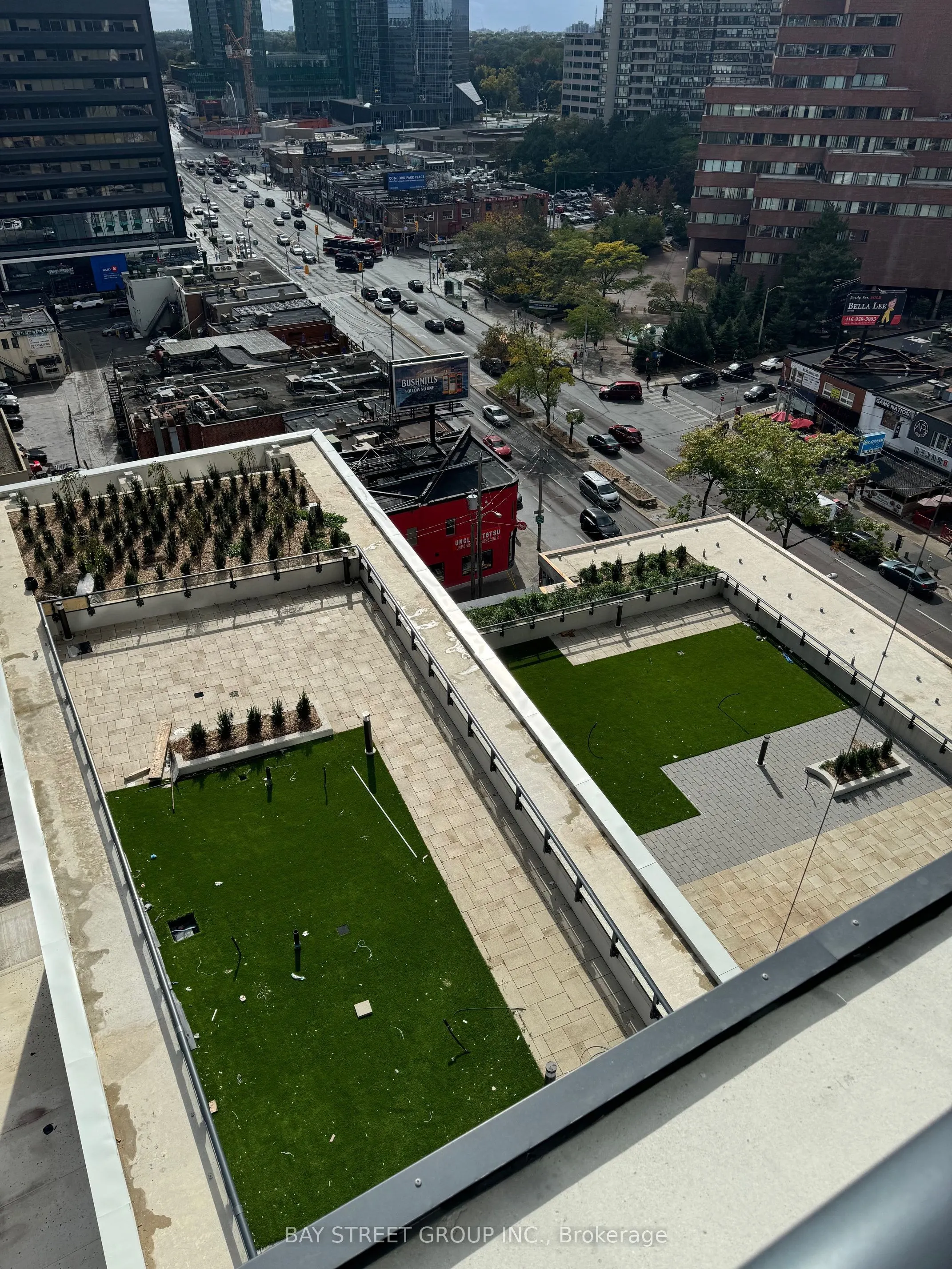 4955 Yonge Street #1006