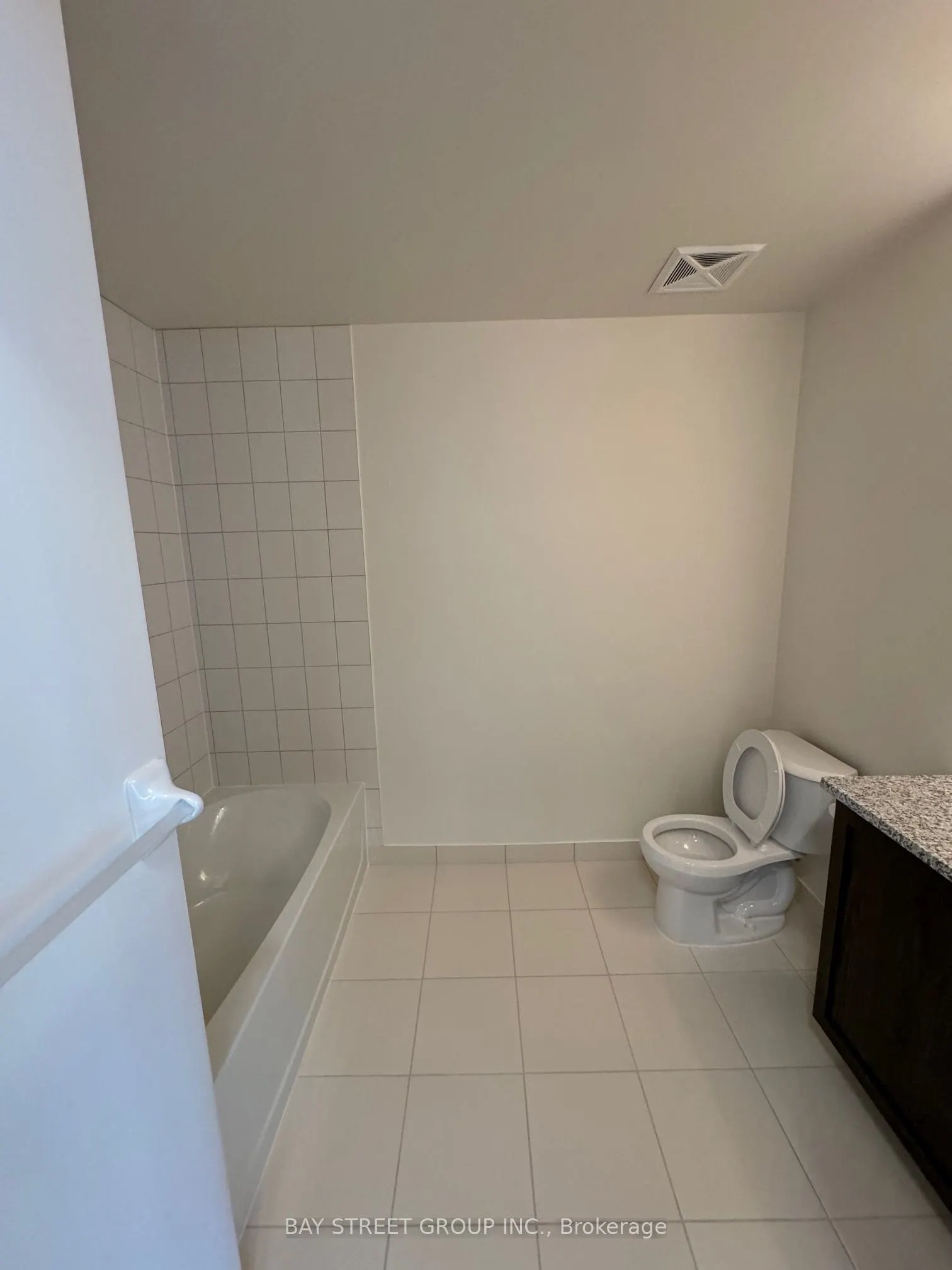 4955 Yonge Street #1006